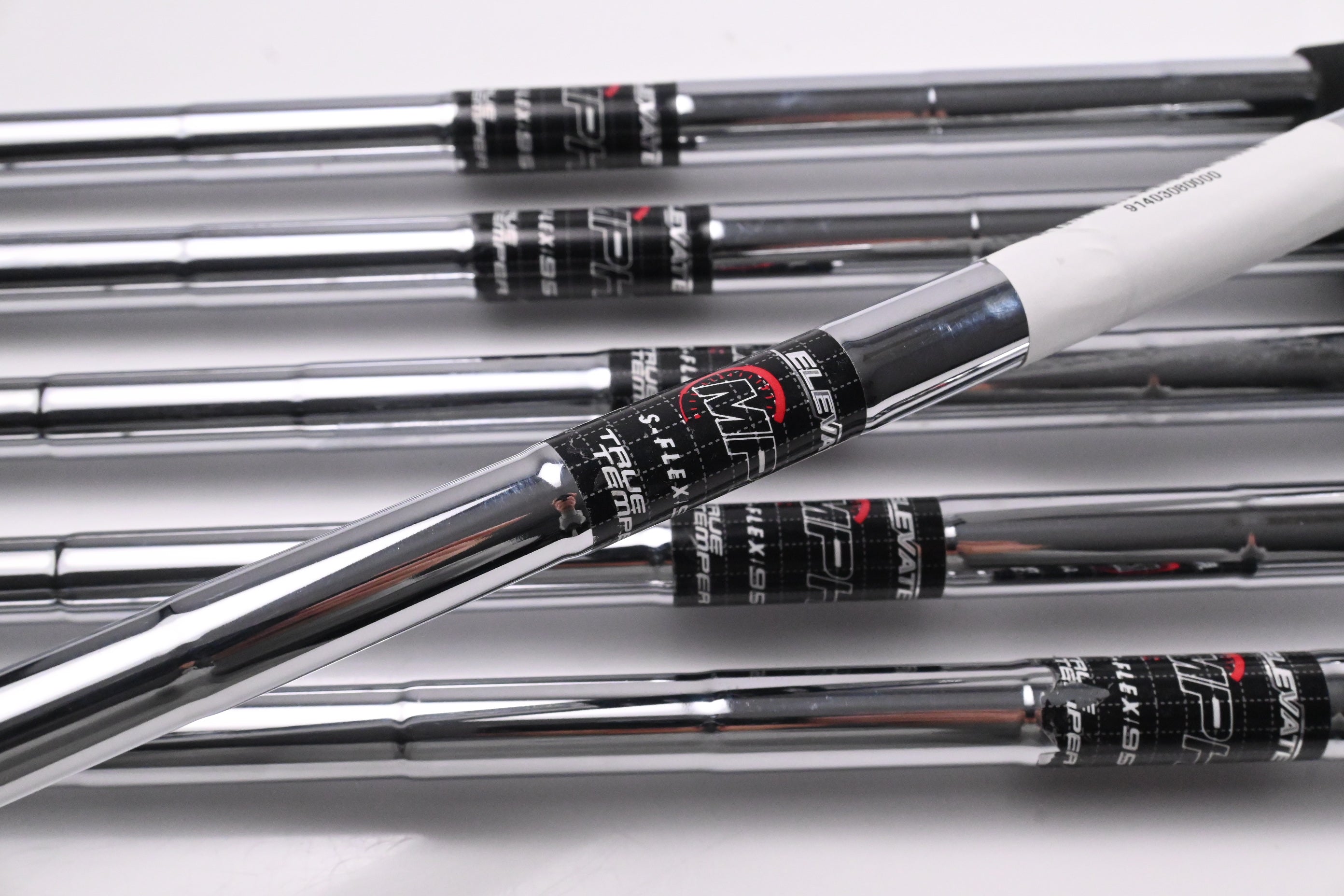 Callaway Rogue ST Max Irons / 5-PW / Stiff Flex Elevate MPH 95 Shafts