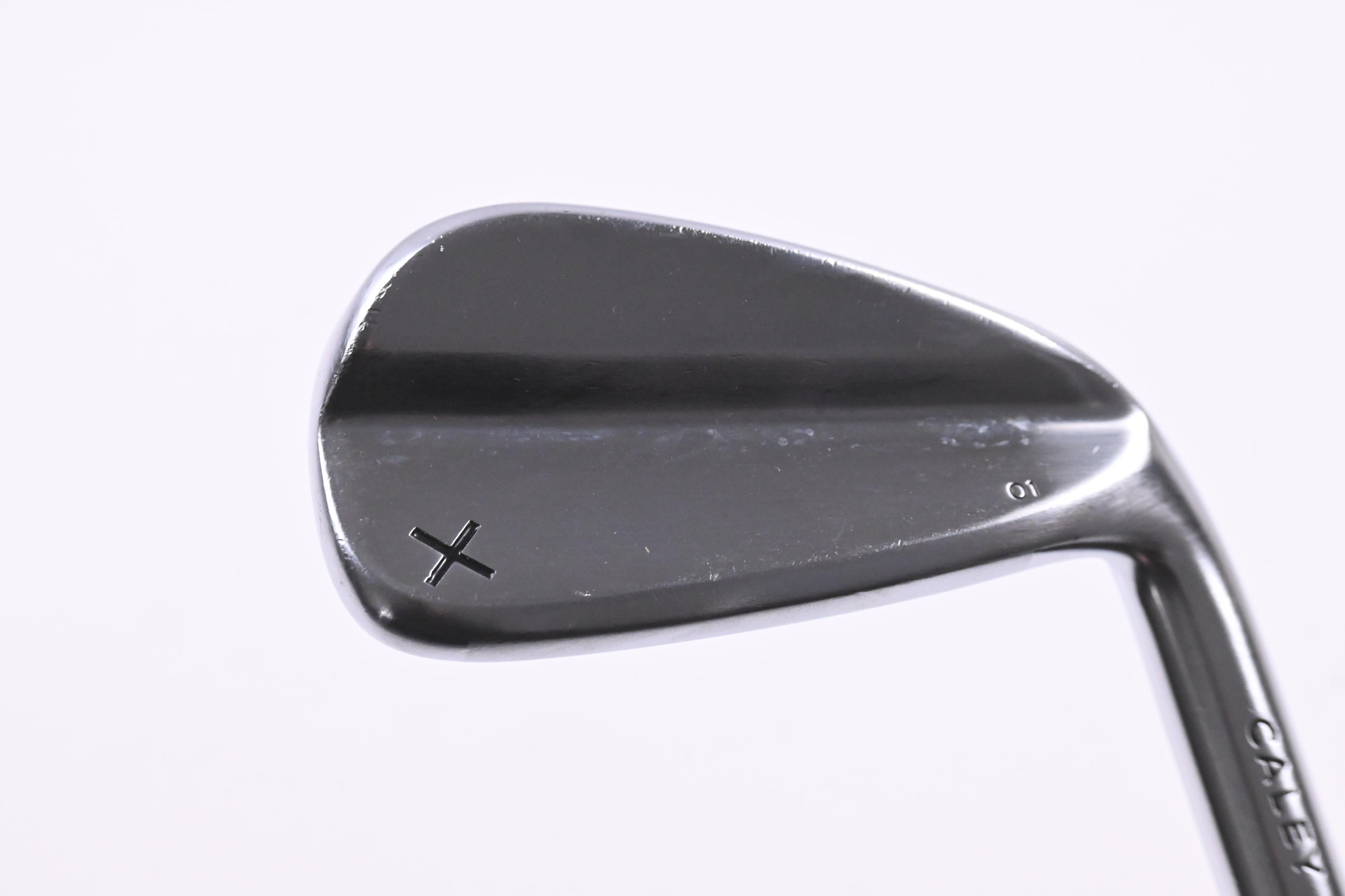 Caley 01 #5 Iron / 23 Degree / Regular Flex UST Recoil Dart 65 Shaft