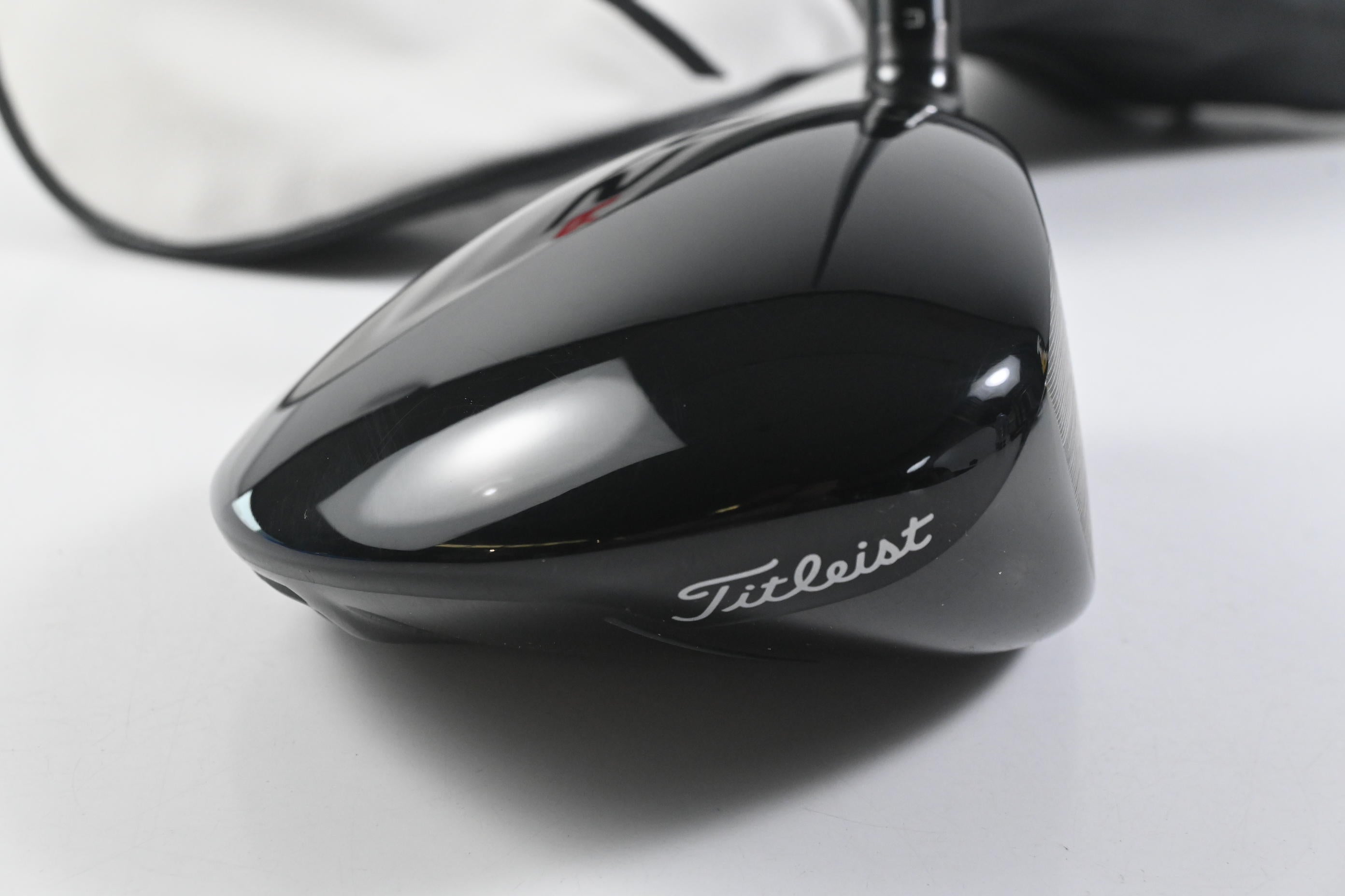 Titleist TSR3 Driver / 9 Degree / Stiff Flex Denali Frost Silver 60 Shaft