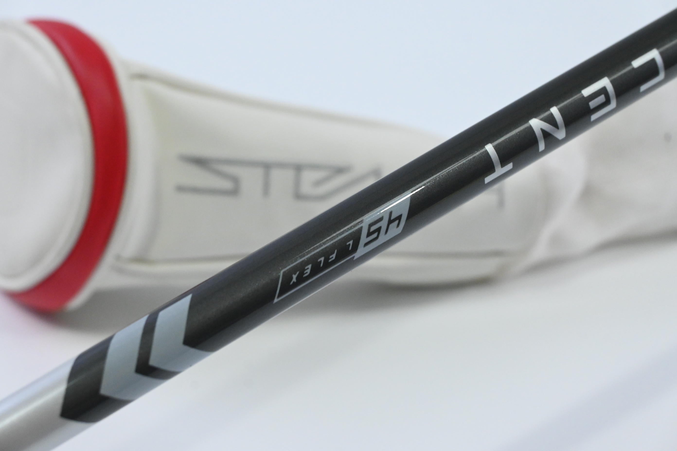 Ladies Taylormade Stealth #6 Hybrid / 28 Degree / Ladies Flex Aldila Ascent 45