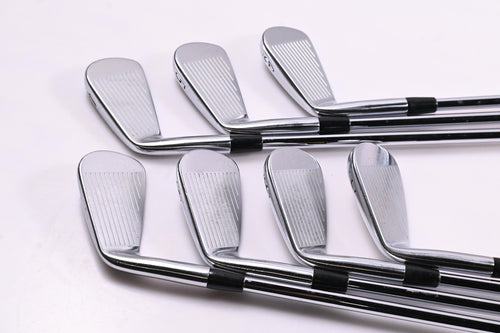 Titleist 716 MB Irons / 4-PW / Stiff Flex Dynamic Gold AMT S300 Shafts