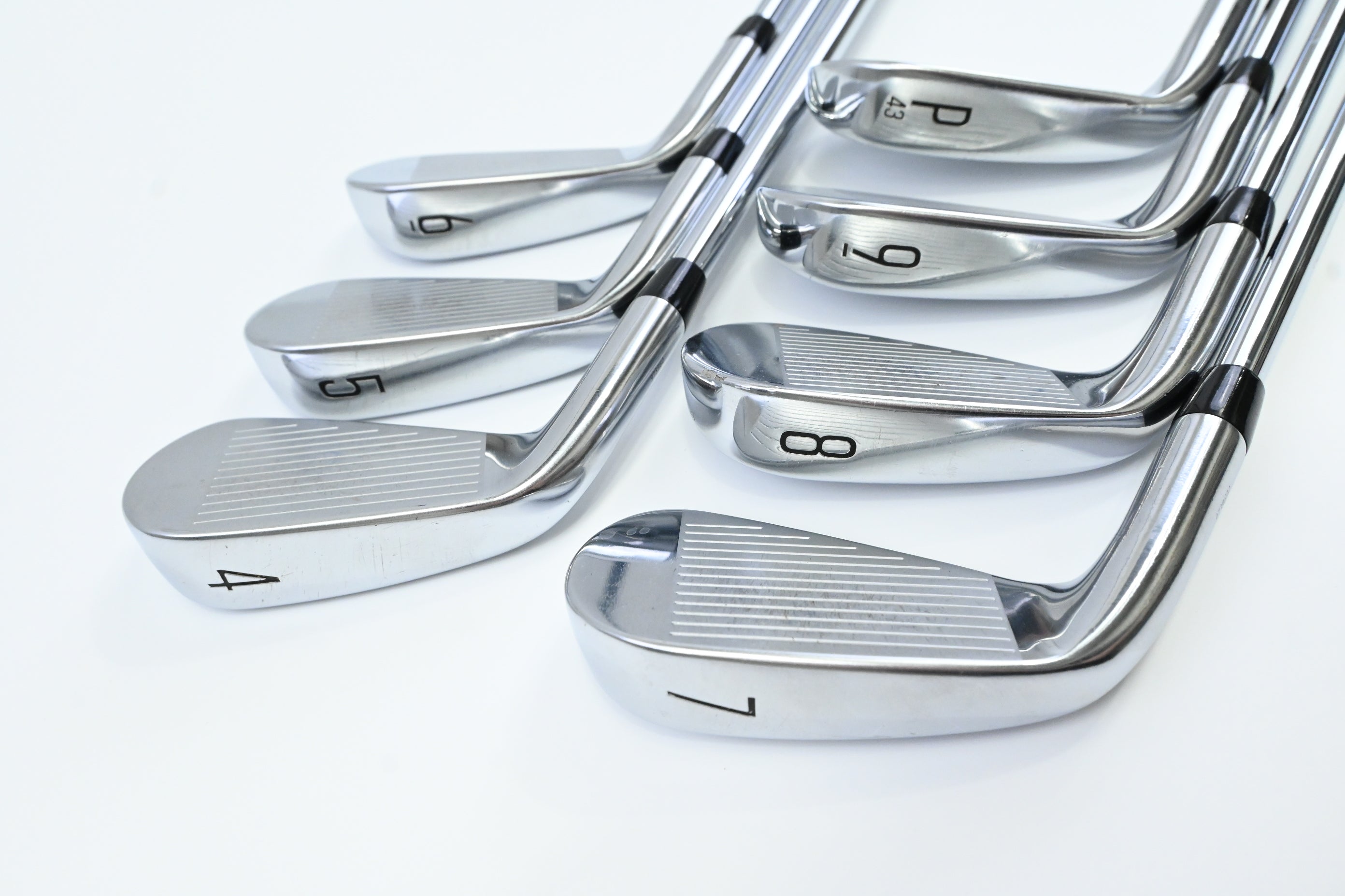 Titleist T350 Irons / 4-PW / Regular Flex AMT Red R300 Shafts