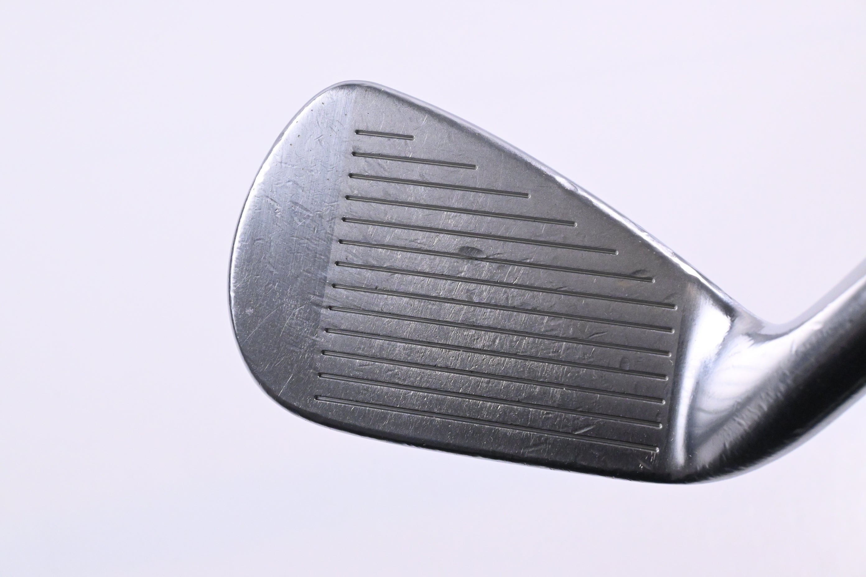 Titleist 716 AP2 Pitching Wedge / 46 Degree / Stiff Flex Dynamic Gold AMT S300