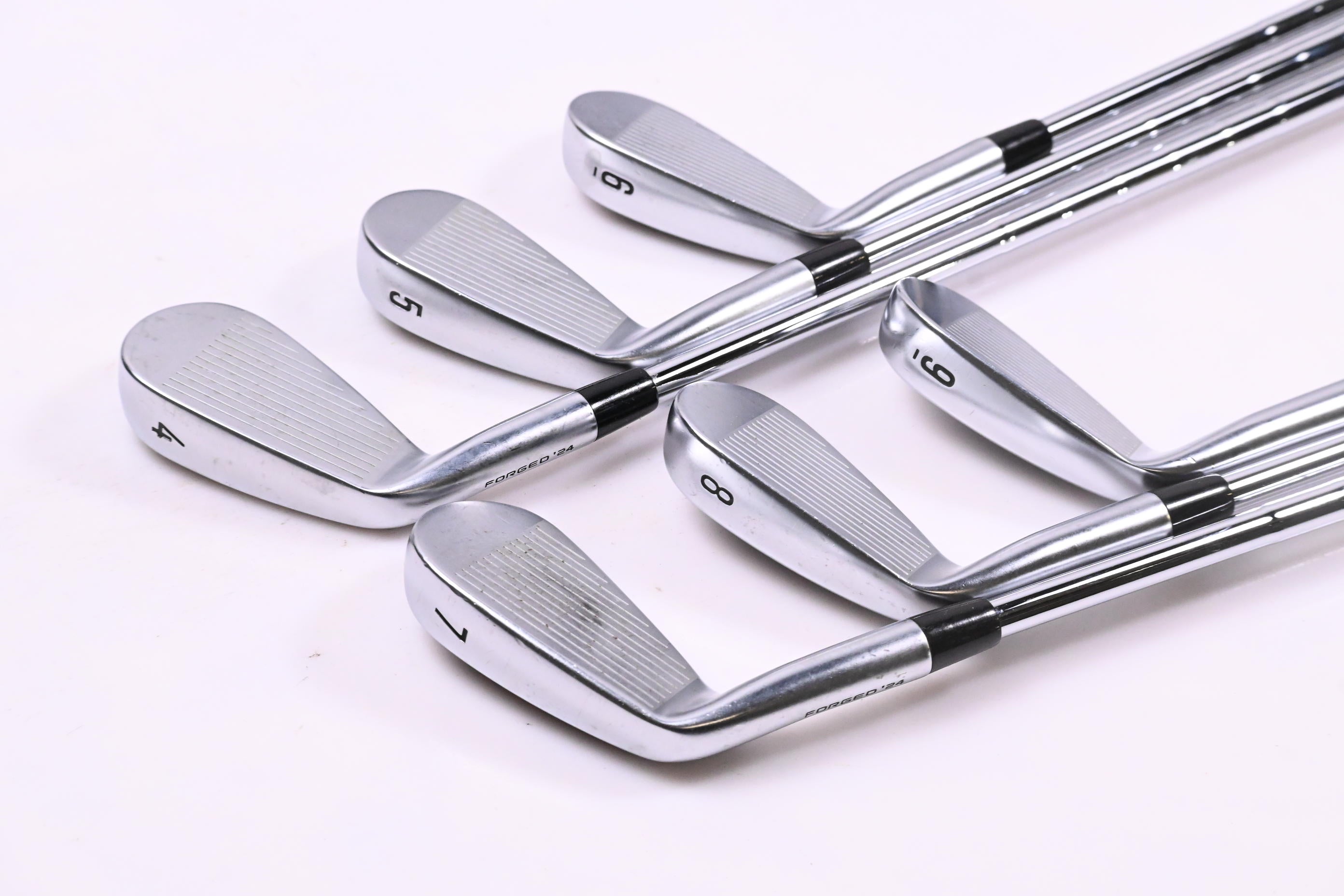 Callaway Apex Pro 24 Irons / 4-9i / X-Flex N.S.Pro Modus³ Tour 130 Shafts
