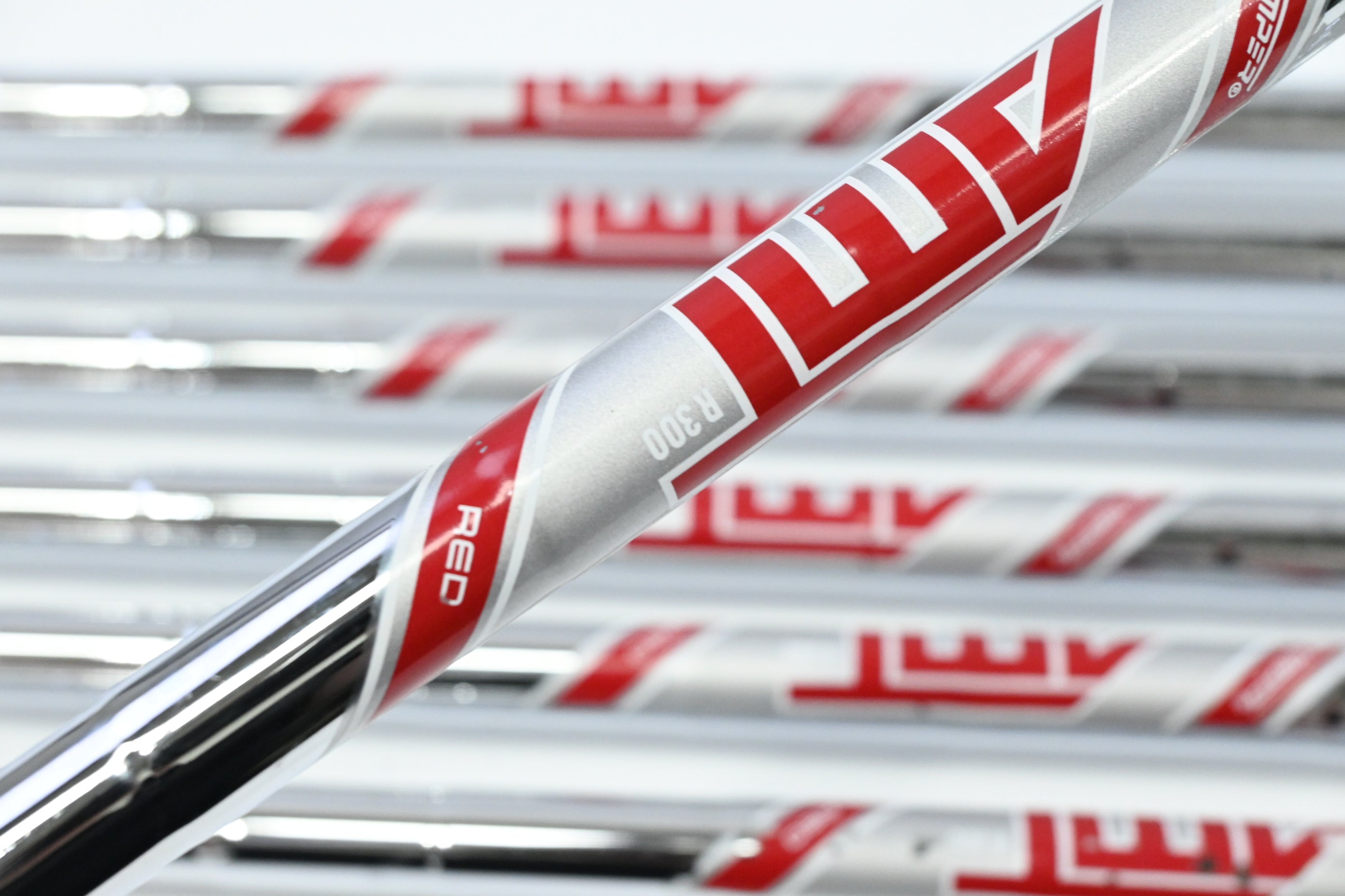 Titleist T350 Irons / 4-PW / Regular Flex AMT Red R300 Shafts