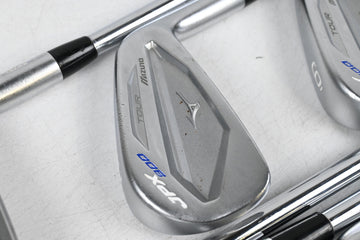 Mizuno JPX 900 Tour Irons / 4-PW / Stiff Flex AMT Tour White S300 Shafts