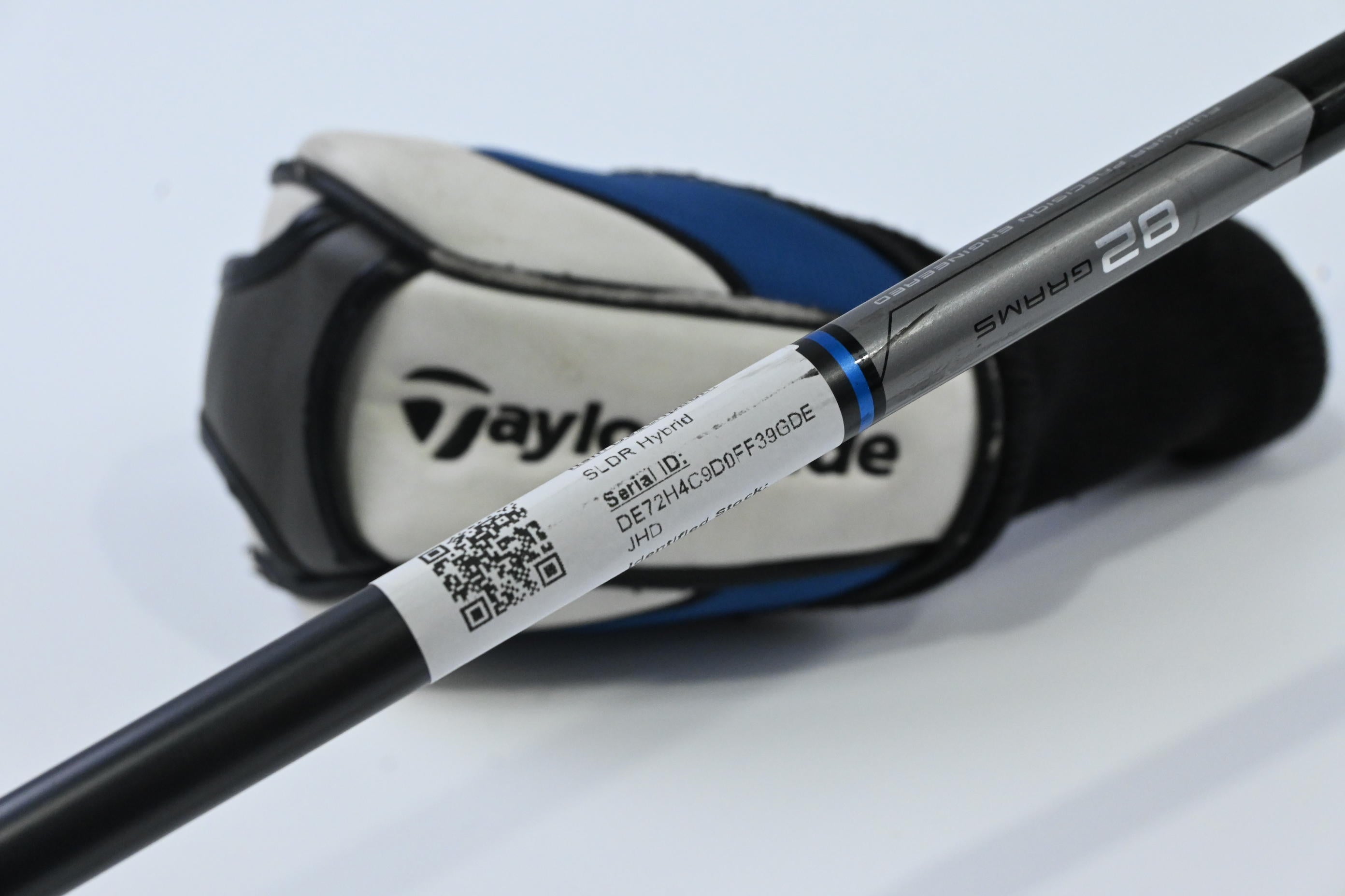 Taylormade SLDR #3 Hybrid / 19 Degree / Stiff Flex Fujikura Speeder 82 Shaft