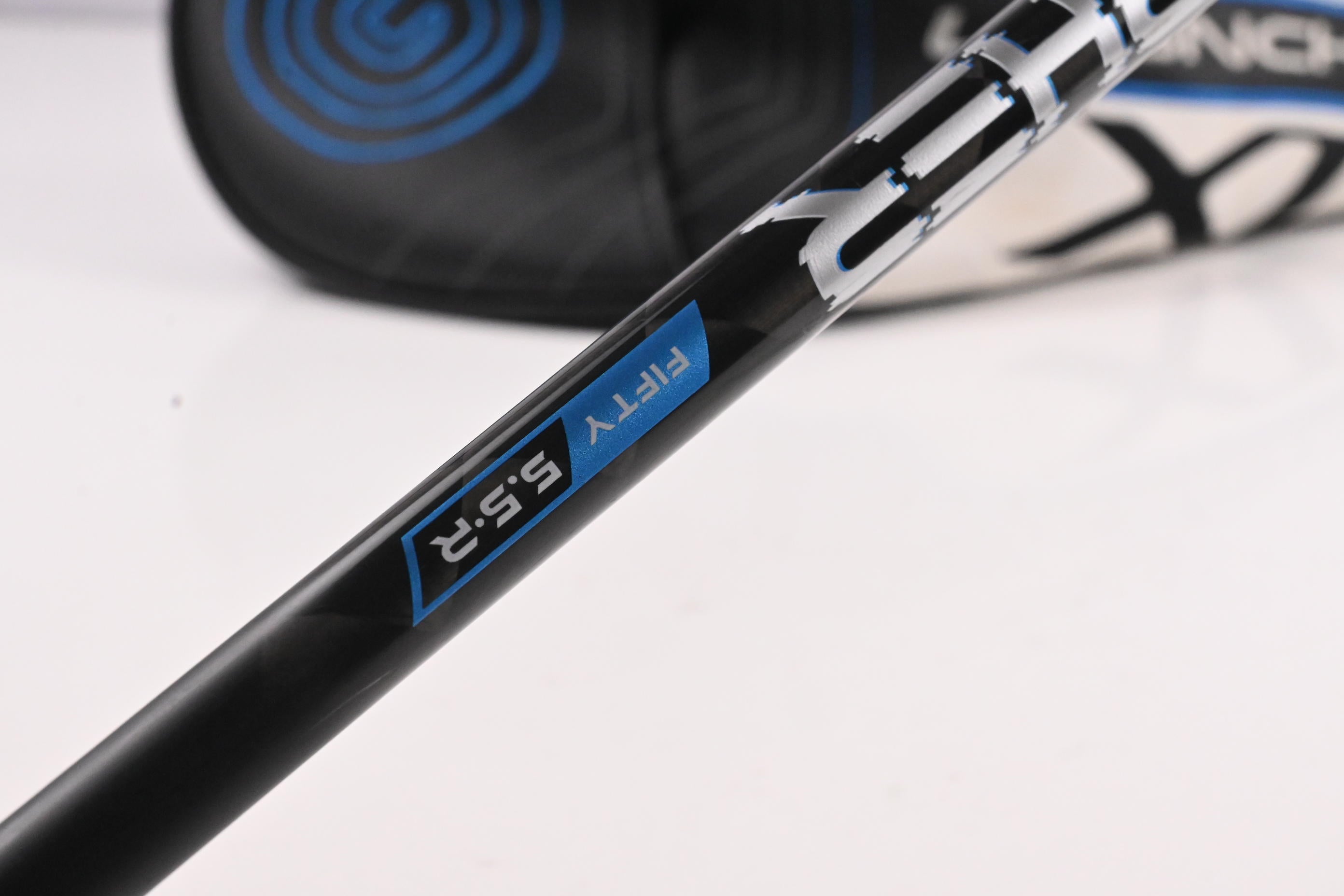 Cleveland Launcher XL Driver / 10.5 Degree / Regular Flex Cypher 50 Shaft