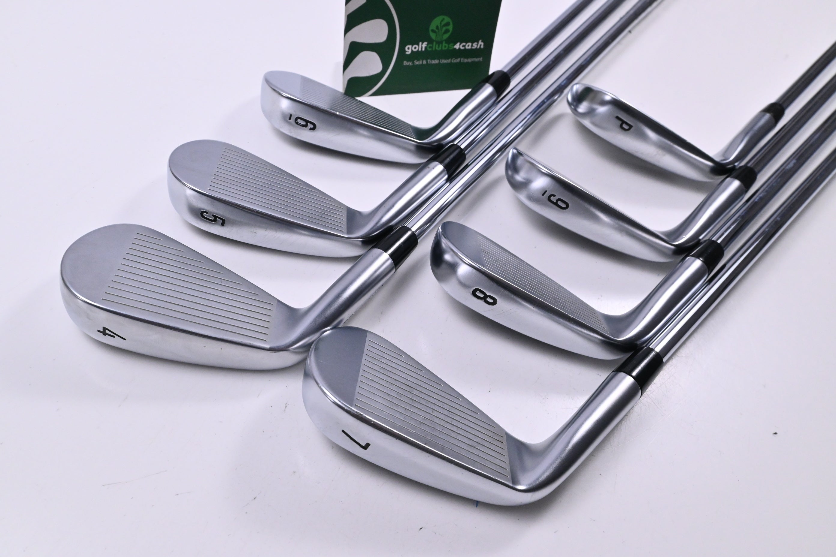 Callaway Apex Pro 24 Irons / 4-PW / Regular Flex AMT Red R300 Shafts