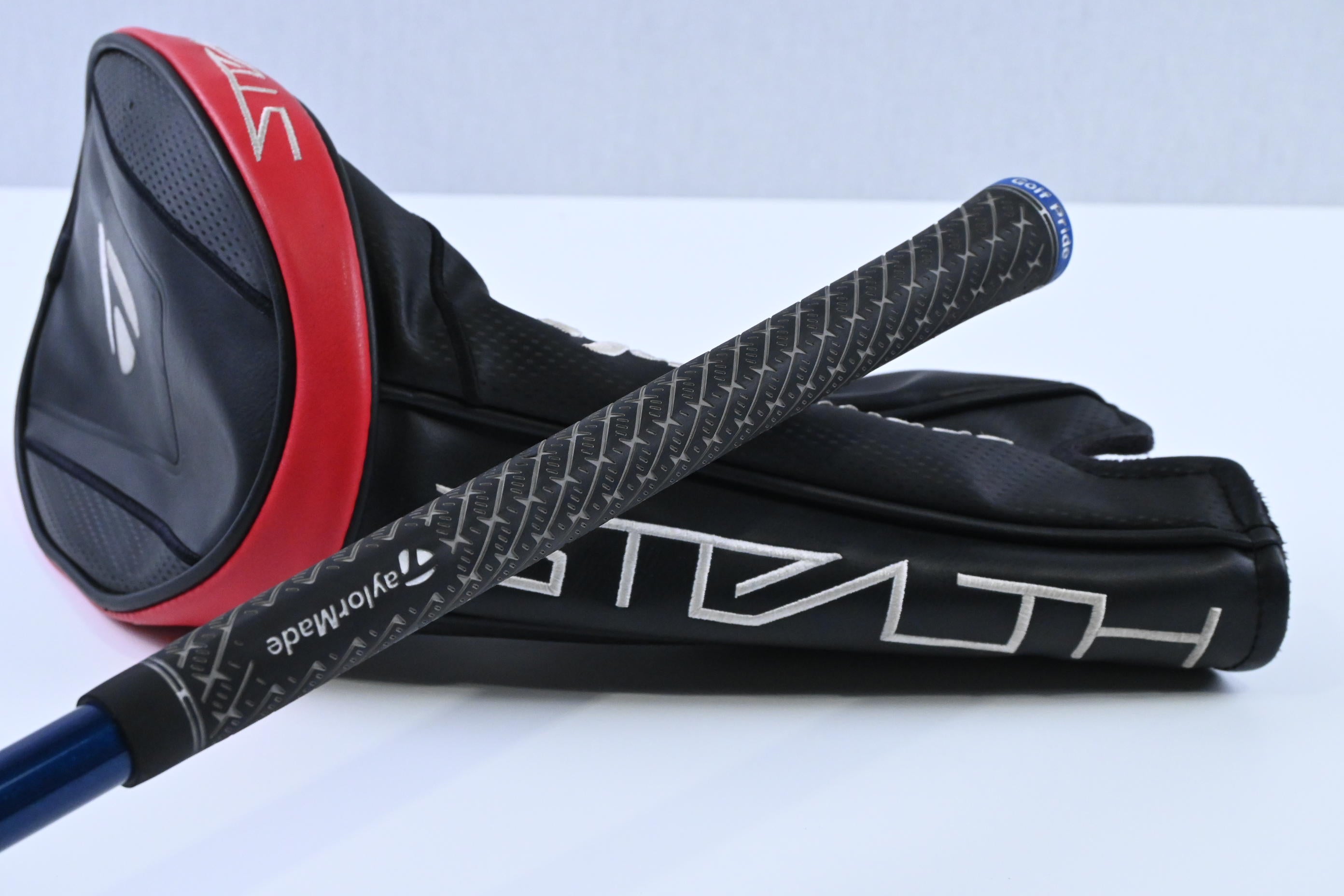 Left Hand Taylormade Stealth Driver / 10.5 Degree / Regular Flex Ventus TR Blue
