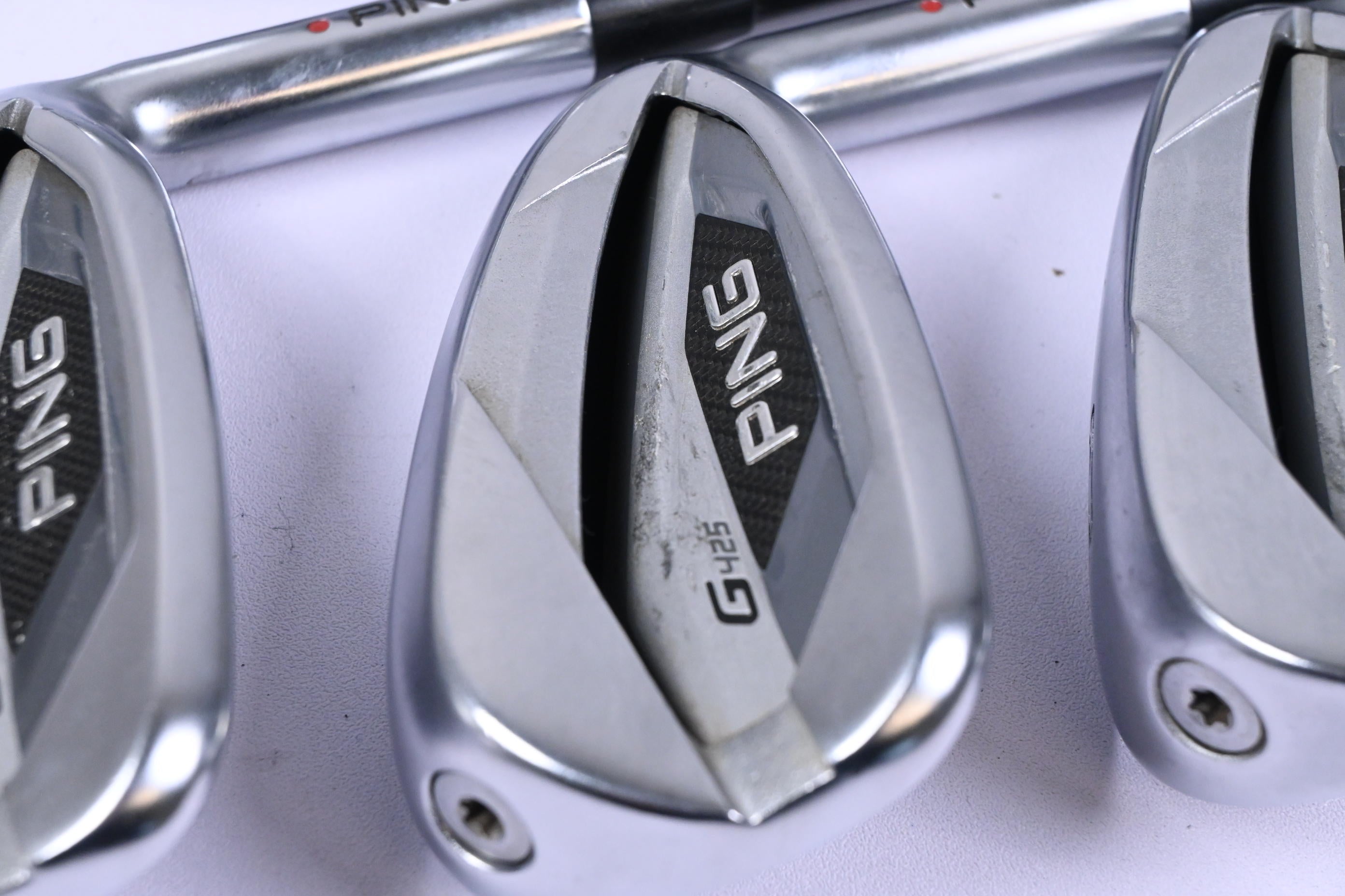 Ping G425 Irons / 6-PW / Red Dot / Senior Flex Ping Alta Distanza 40 Shafts