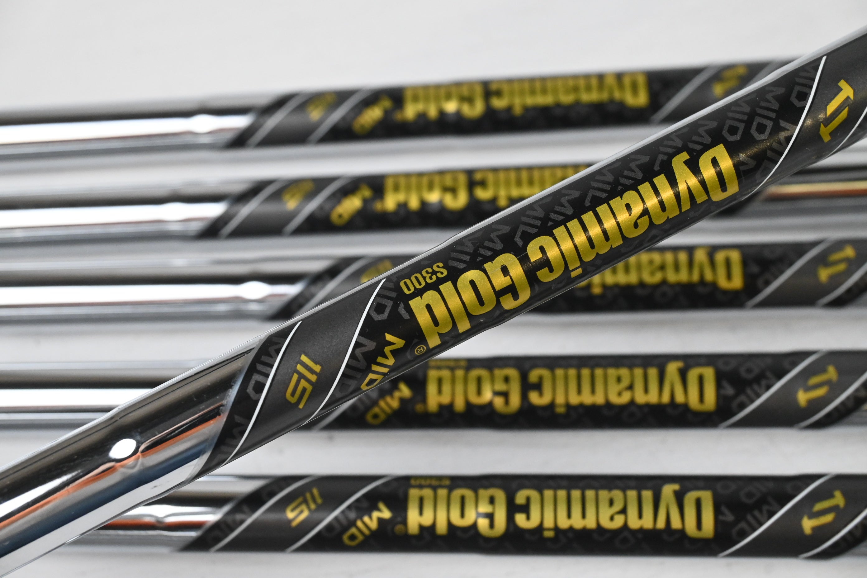 Callaway Apex Pro 24 Irons / 4-PW / Stiff Flex Dynamic Gold Mid 115 S300 Shaft