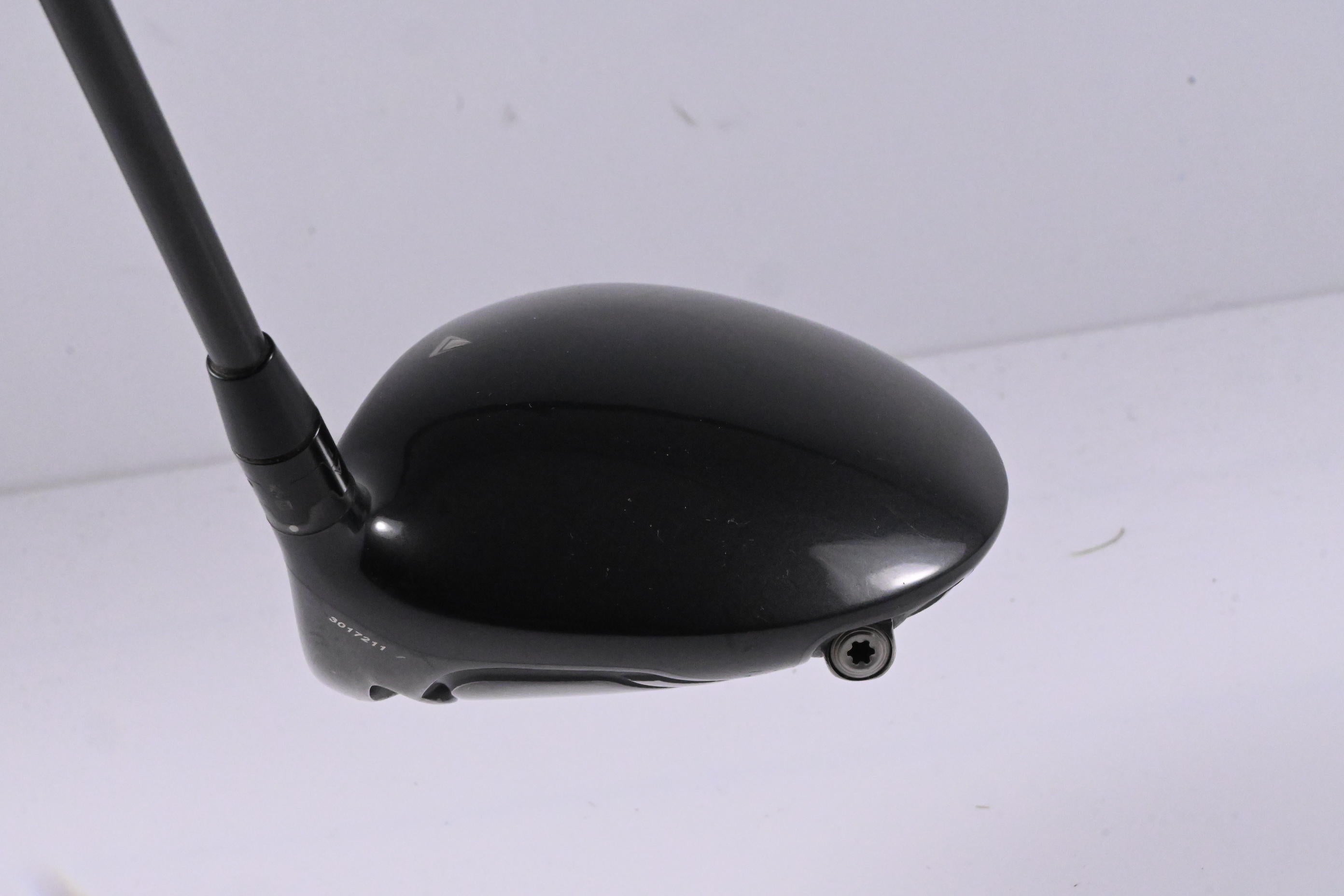 Titleist 917 D2 Driver / 12 Degree / Regular Flex Diamana M+ 50 Shaft