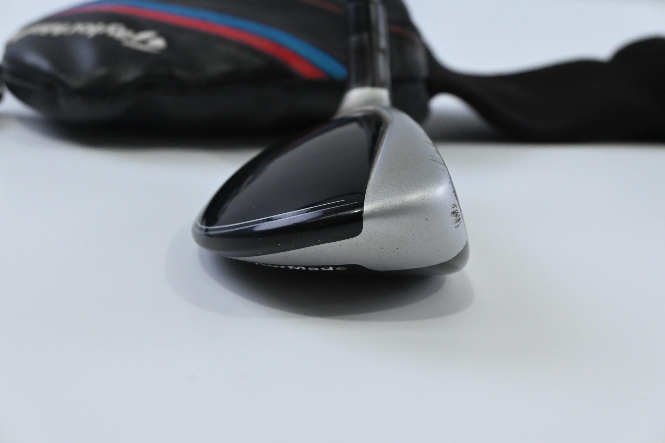 Taylormade M4 #3 Hybrid / 19 Degree / Regular Flex Fujikura Atmos Red 6