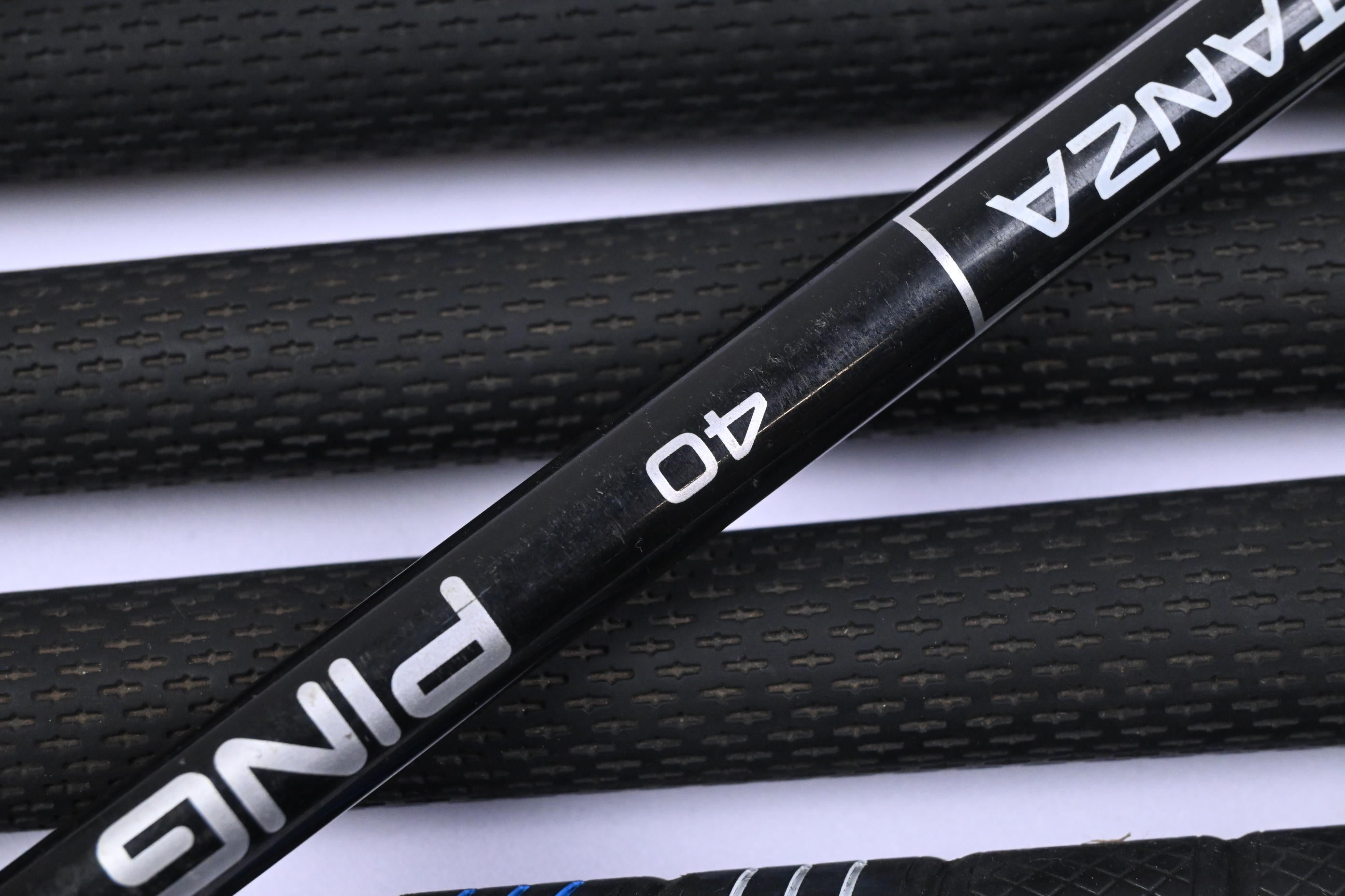 Ping G425 Irons / 6-PW / Red Dot / Senior Flex Ping Alta Distanza 40 Shafts