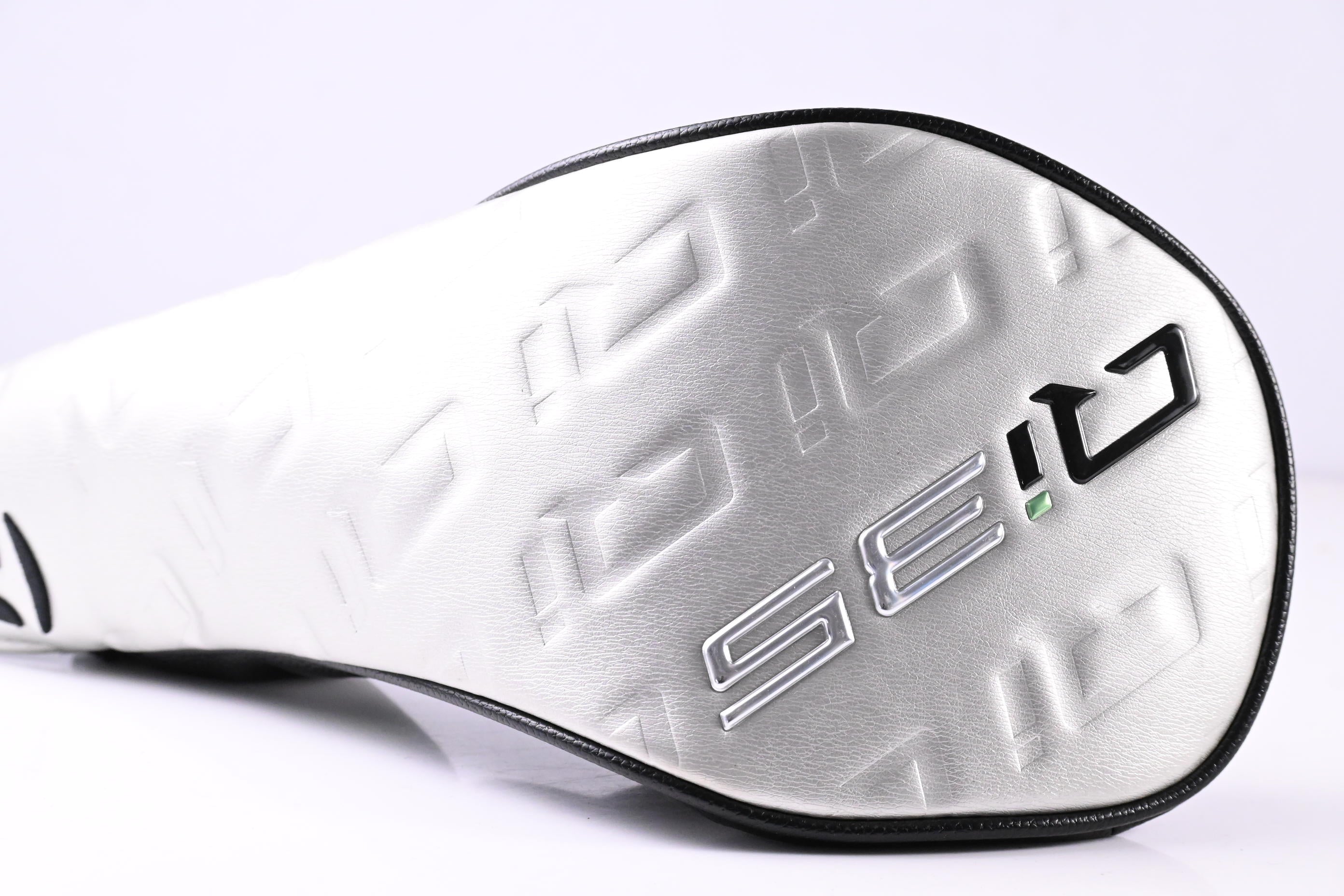Taylormade Qi35 Driver / 10.5 Degree / Regular Flex Ventus Blue 5 Shaft