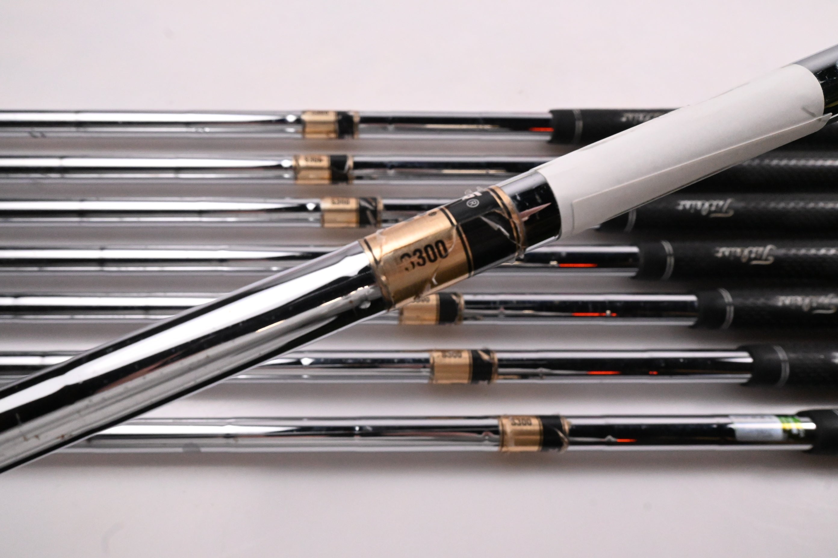 Titleist 714 AP2 Irons / 3-PW / Stiff Flex Dynamic Gold S300 Shafts