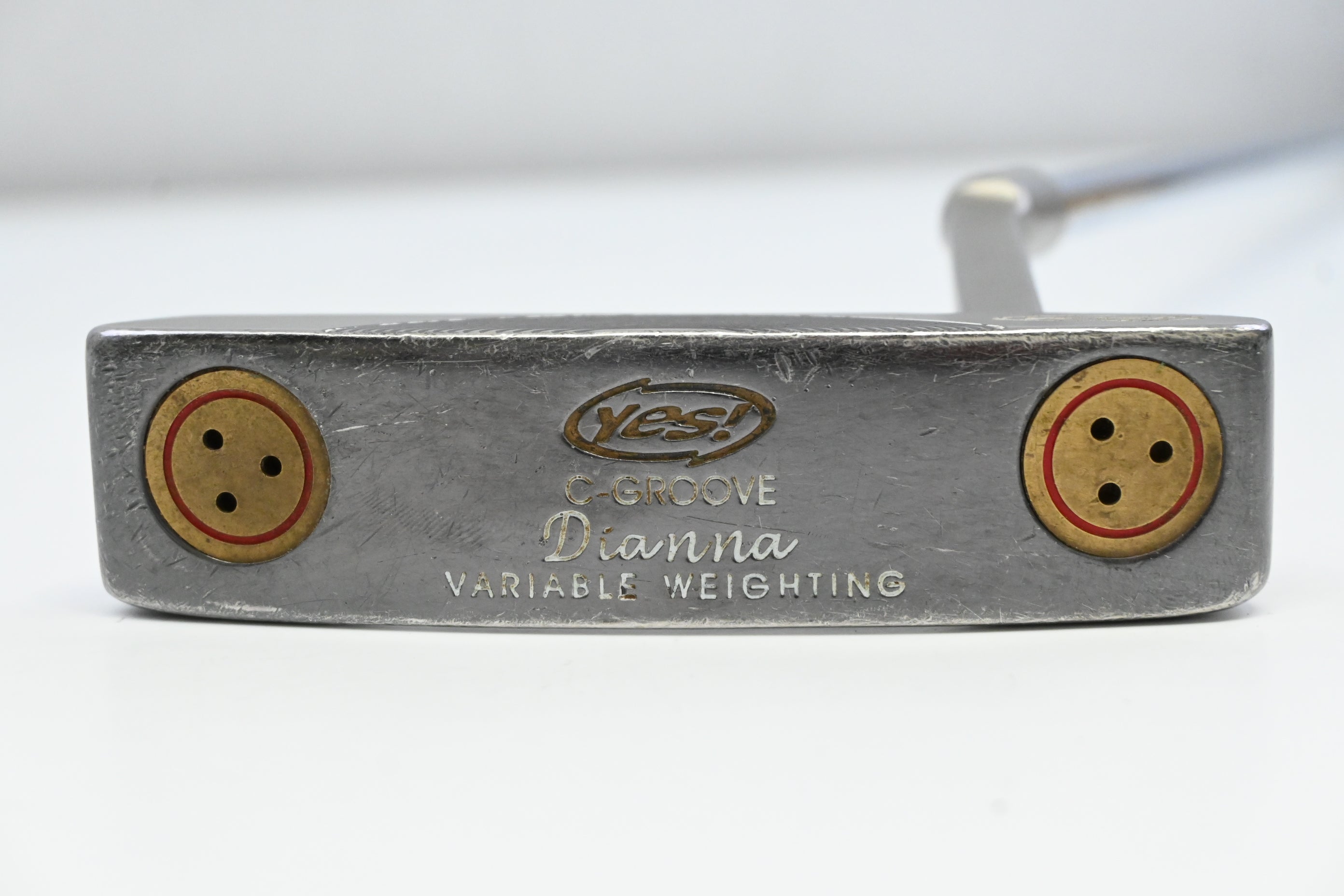 Yes! C-Groove Dianna Putter / 34 Inch