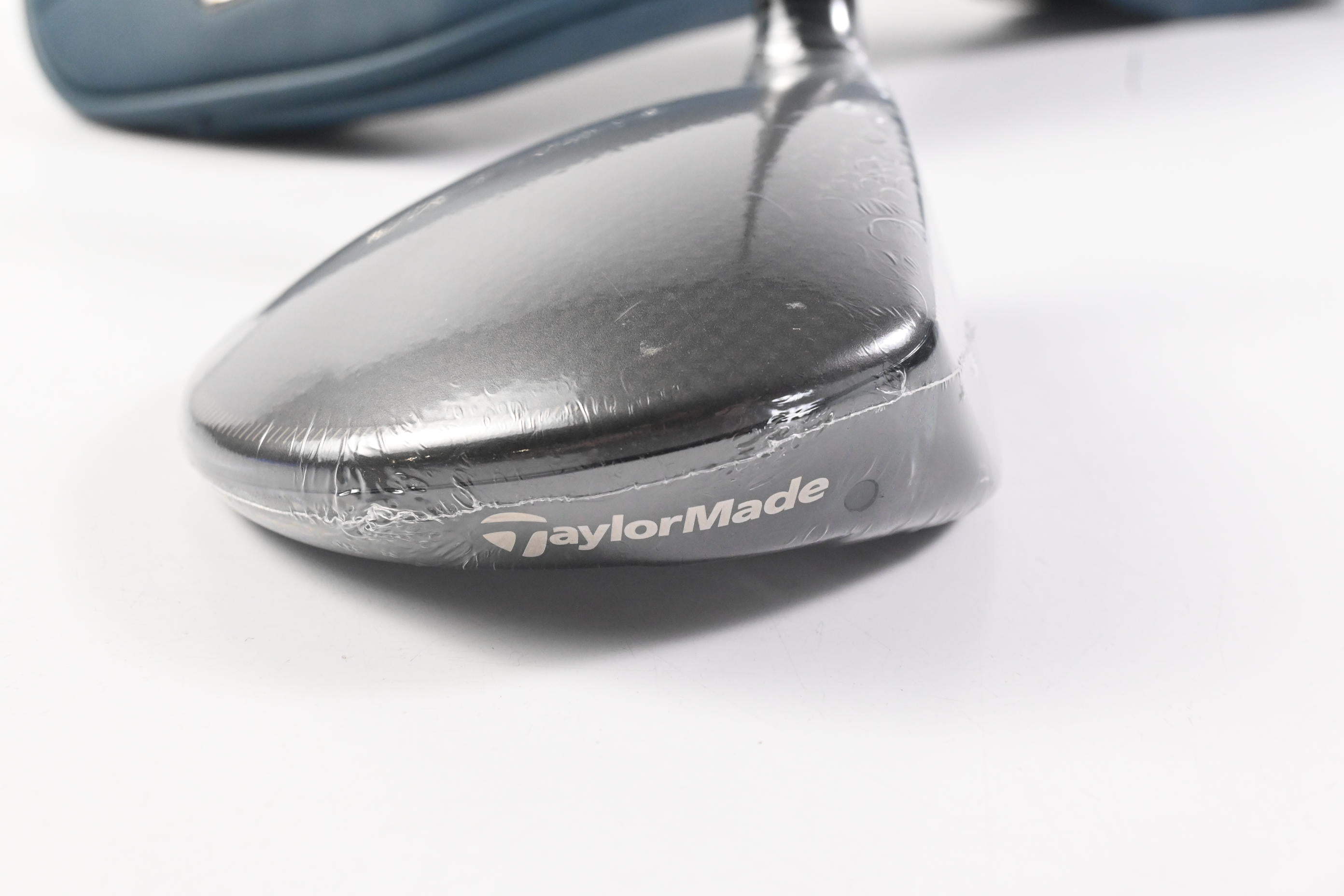 Taylormade Qi4D #3HL Wood / 16.5 Degree / Stiff Flex Reax 65 Shaft
