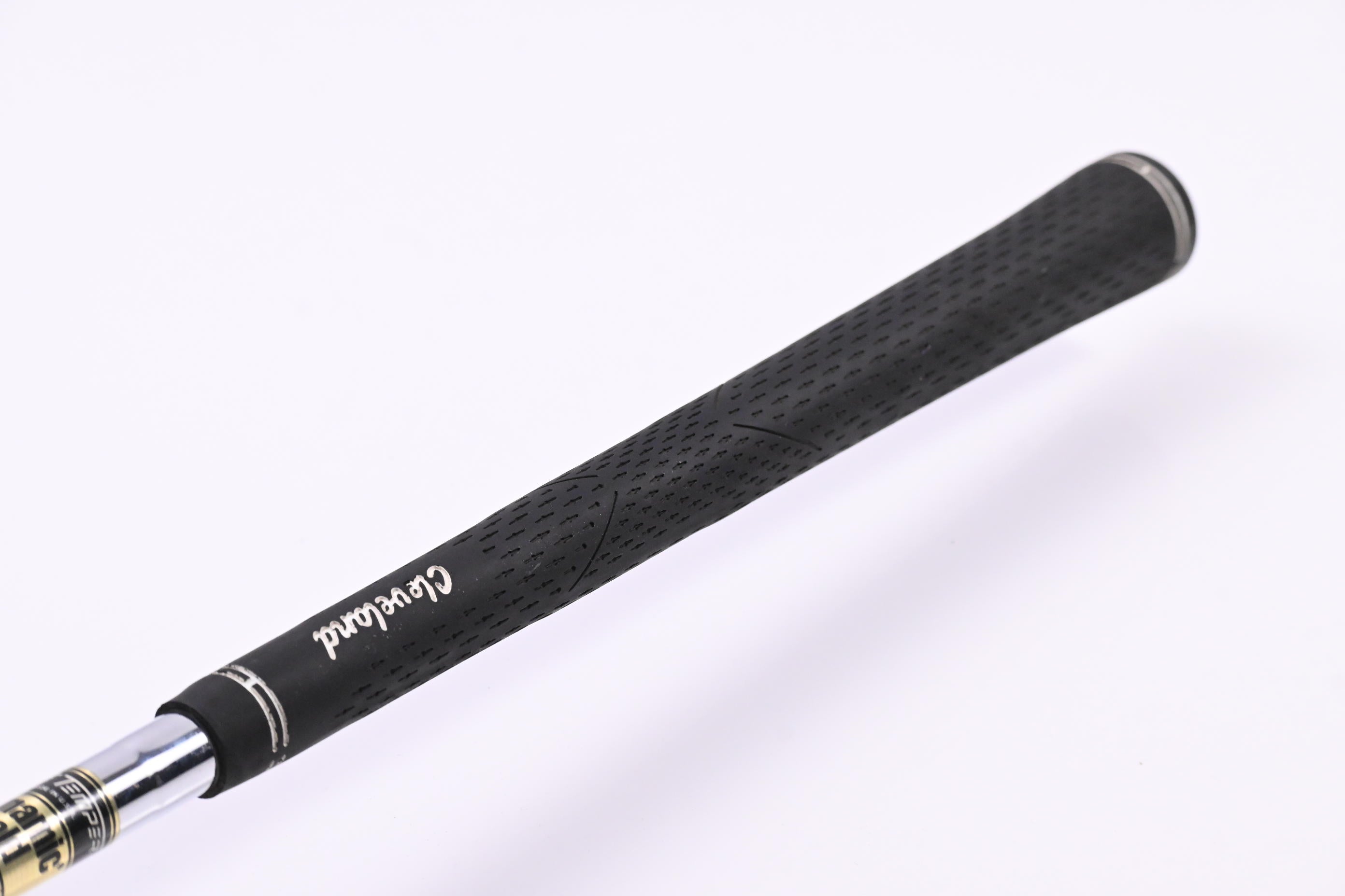 Cleveland CG16 #7 Iron / 34 Degree / Stiff Flex Dynamic Gold S300 Shaft