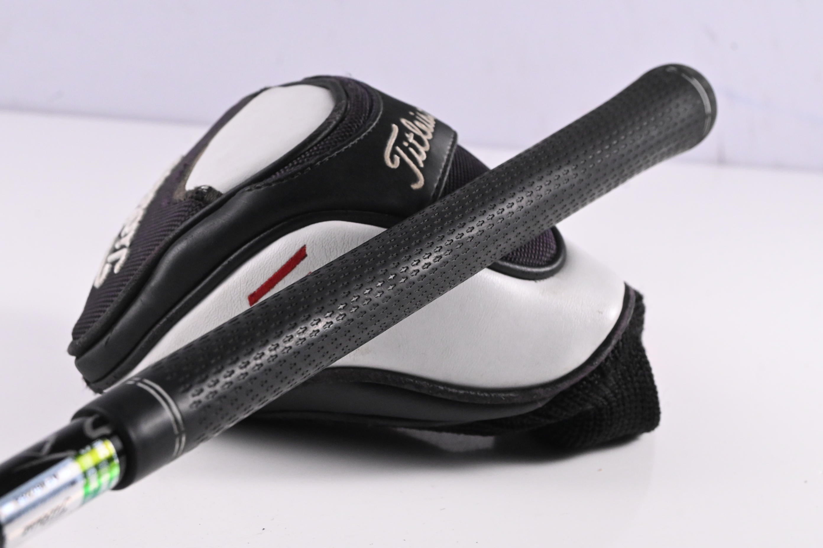 Titleist 910 F #3 Wood / 15 Degree / Stiff Flex Diamana Black Ahina 82 Shaft