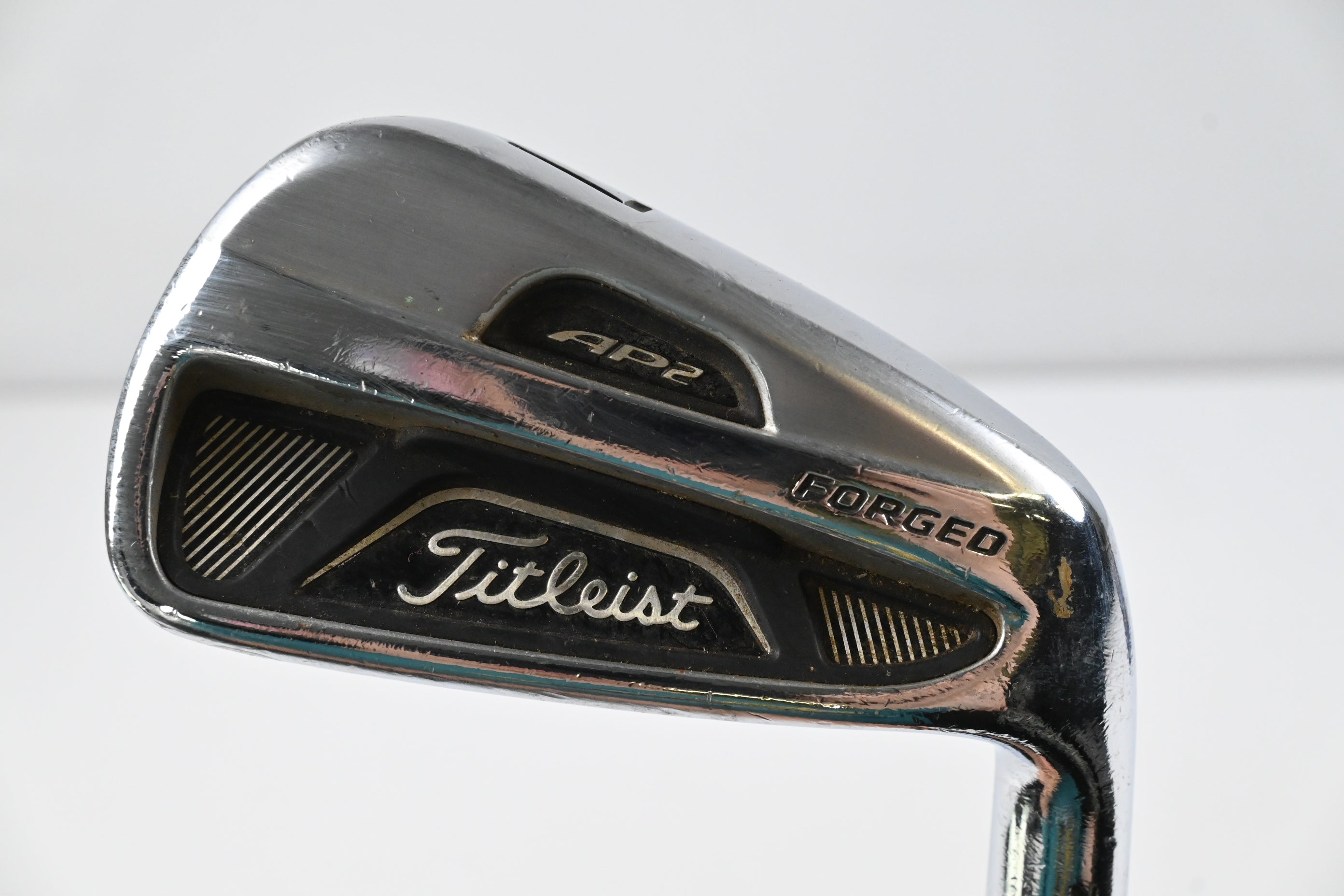 Titleist 712 AP2 #7 Iron / Stiff Flex Dynamic Gold SL S300 Steel Shaft