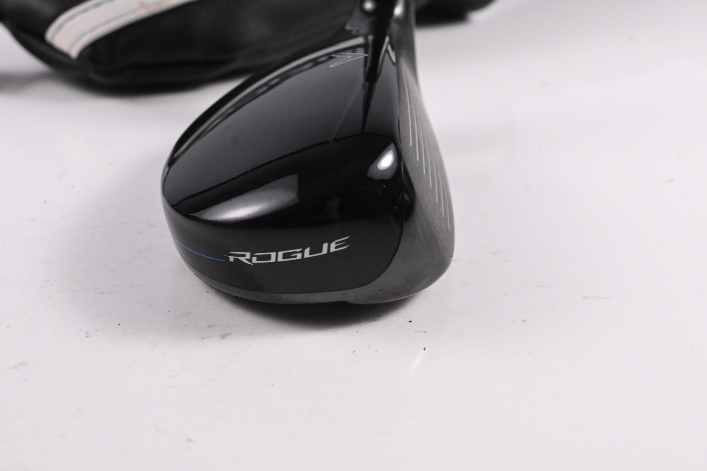 Callaway Rogue #4 Hybrid / 21 Degree / Senior Flex Aldila Synergy 60 Shaft