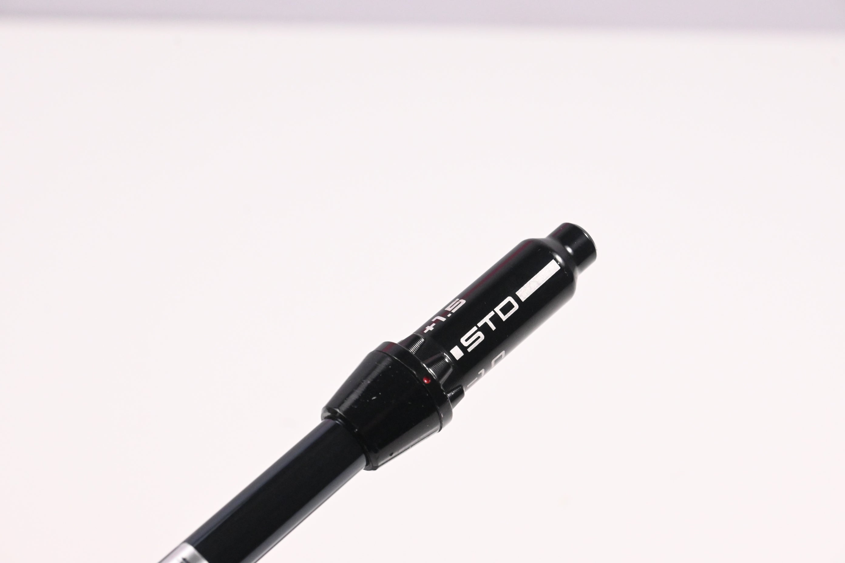 UST Mamiya LIN-Q M40X Red 5 Driver Shaft / Stiff Flex / Wilson