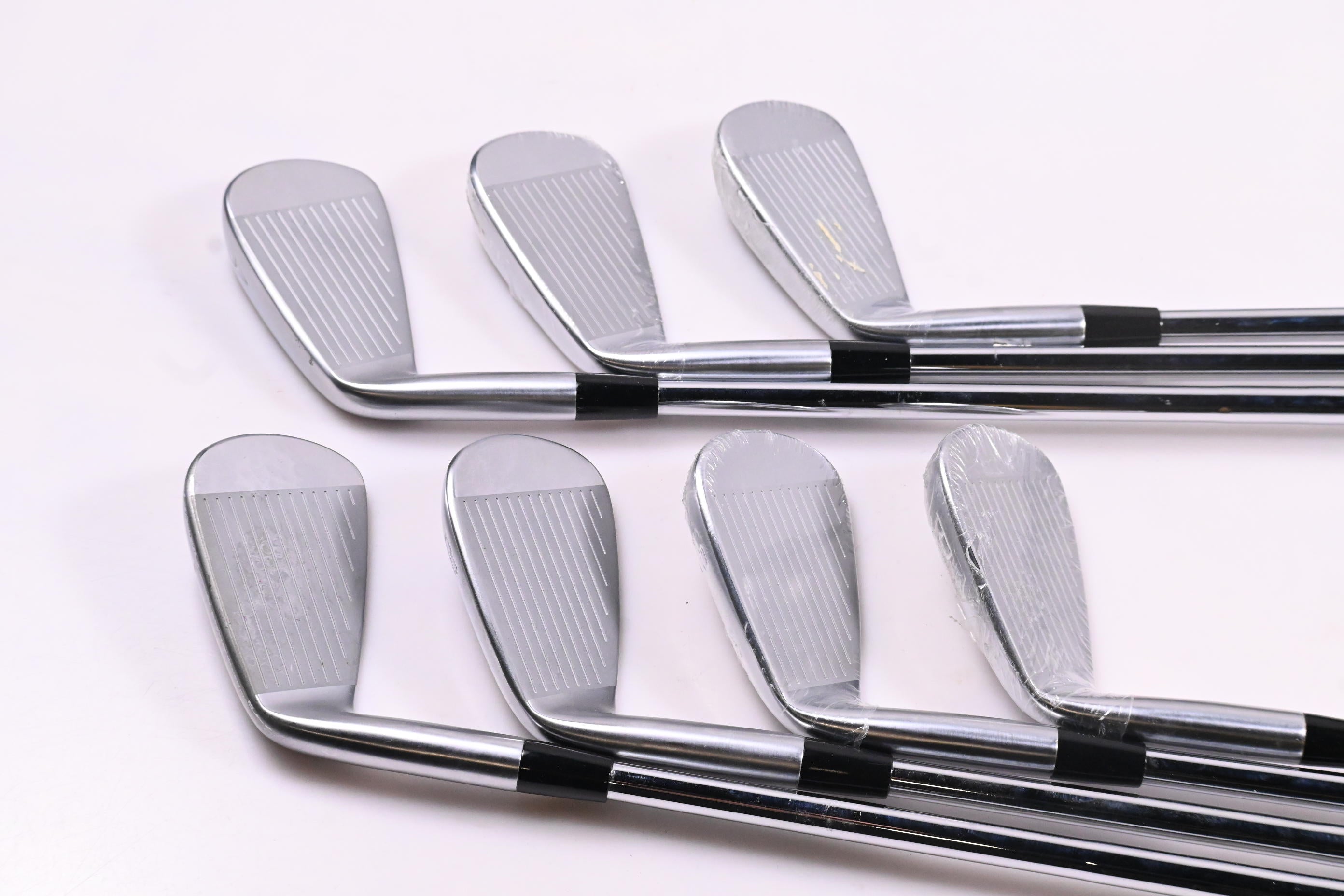 Mizuno JPX 923 Tour Irons / 4-PW / Stiff Flex KBS $-Taper Lite 100 Shafts