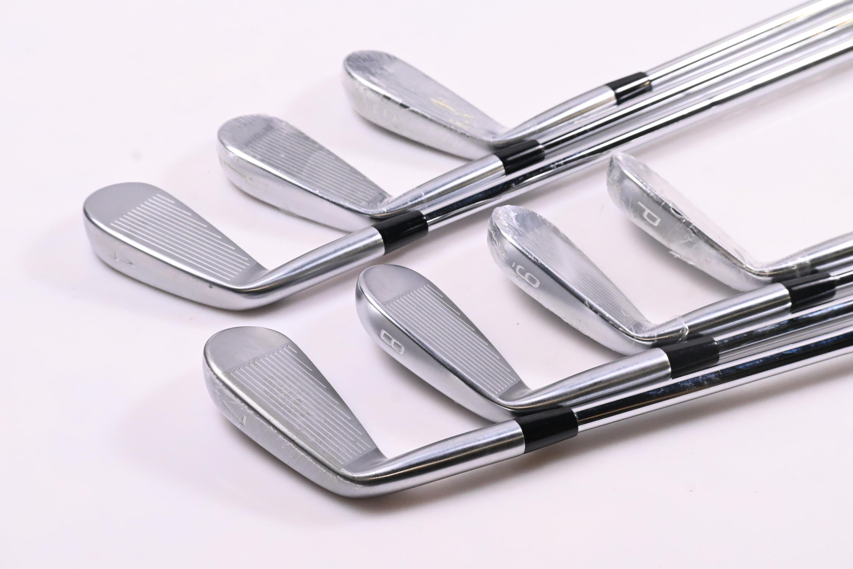 Mizuno JPX 923 Tour Irons / 4-PW / Stiff Flex KBS $-Taper Lite 100 Shafts