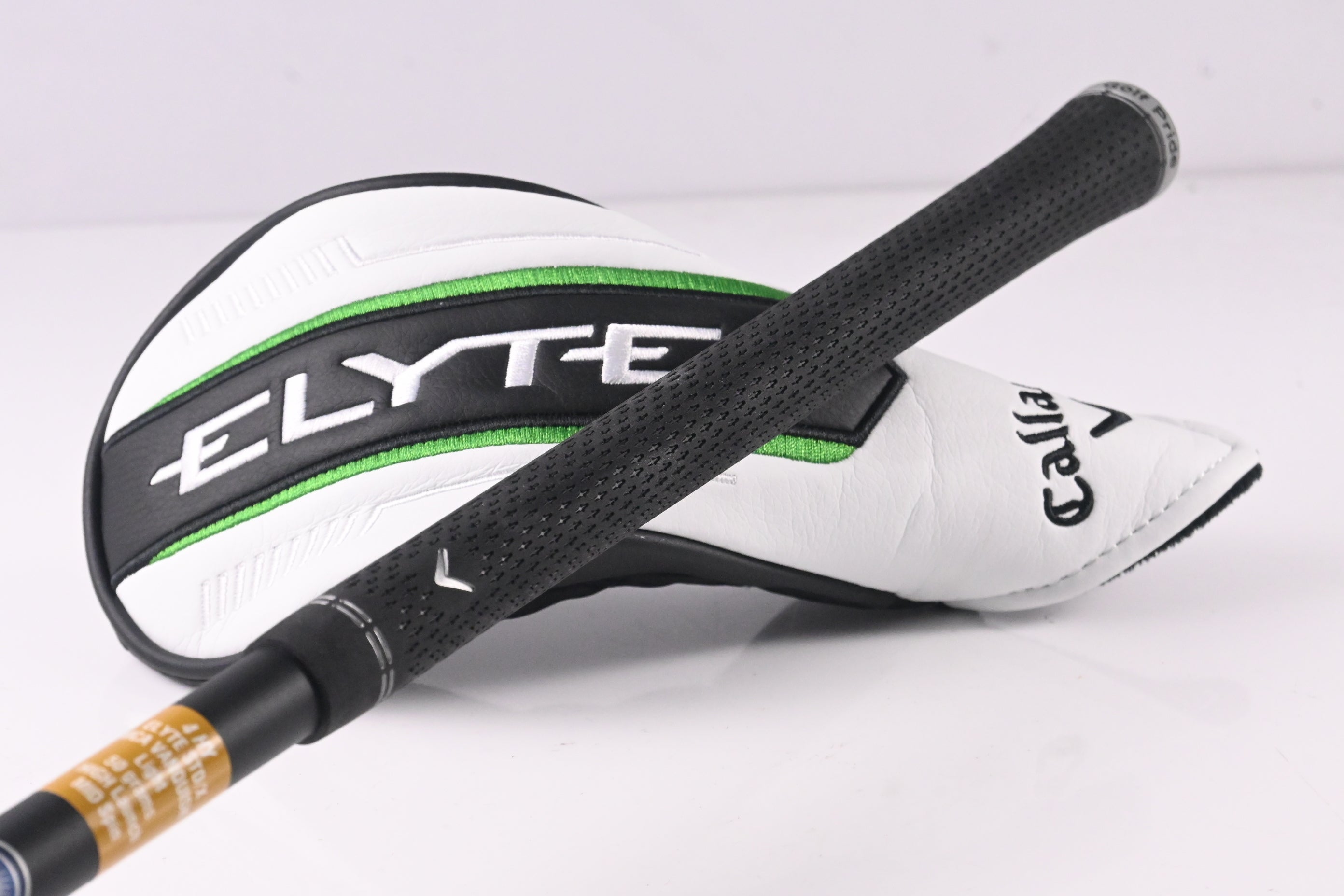 Callaway Elyte #4 Hybrid / 22 Degree / Senior Flex Vanquish 5 Shaft