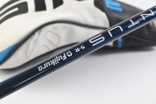 Taylormade SIM2 Max Driver / 9 Degree / Regular Flex Ventus Blue 5 Shaft