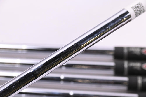 Titleist CB 620 Irons / 4-PW / X-Flex Steel Shafts
