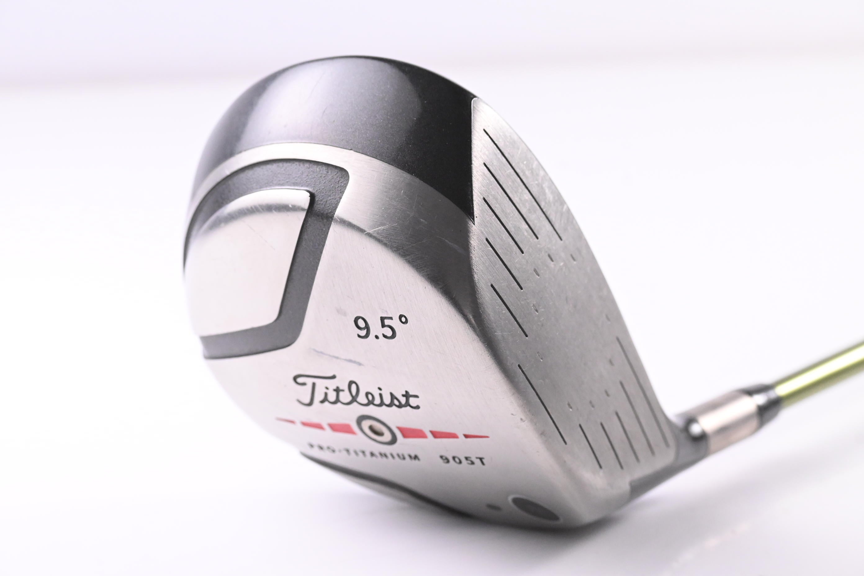 Titleist 905 T Driver / 9.5 Degree / Regular Flex Aldila NV Green 65 Shaft