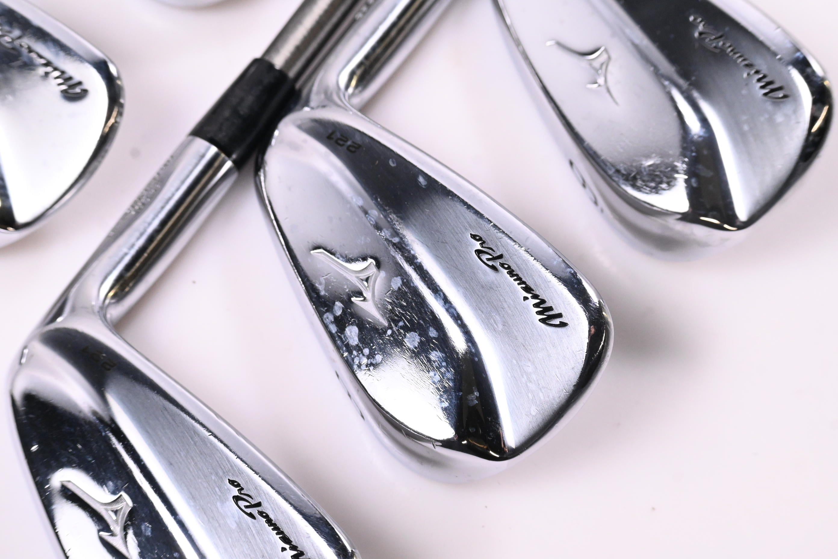 Mizuno Pro 221 Irons / 5-9i / Stiff Flex Steelfiber i110 cw Shafts