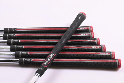 Titleist CB 620 Irons / 4-PW / X-Flex Steel Shafts