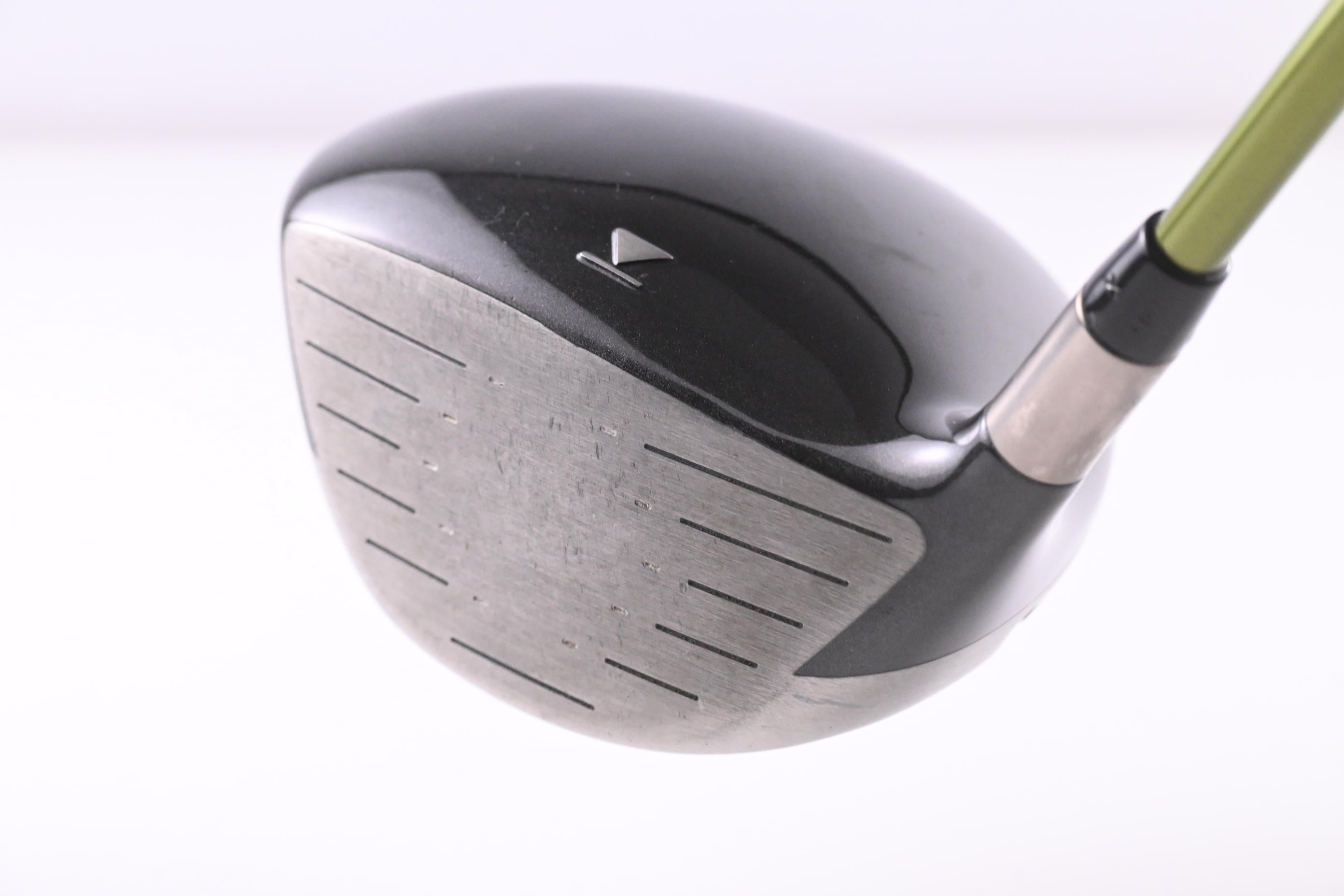 Titleist 905 T Driver / 9.5 Degree / Regular Flex Aldila NV Green 65 Shaft
