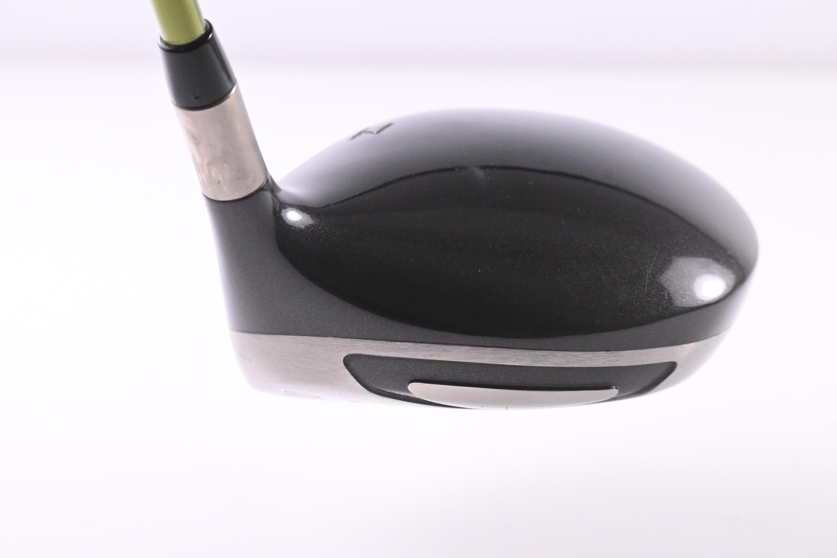 Titleist 905 T Driver / 9.5 Degree / Regular Flex Aldila NV Green 65 Shaft