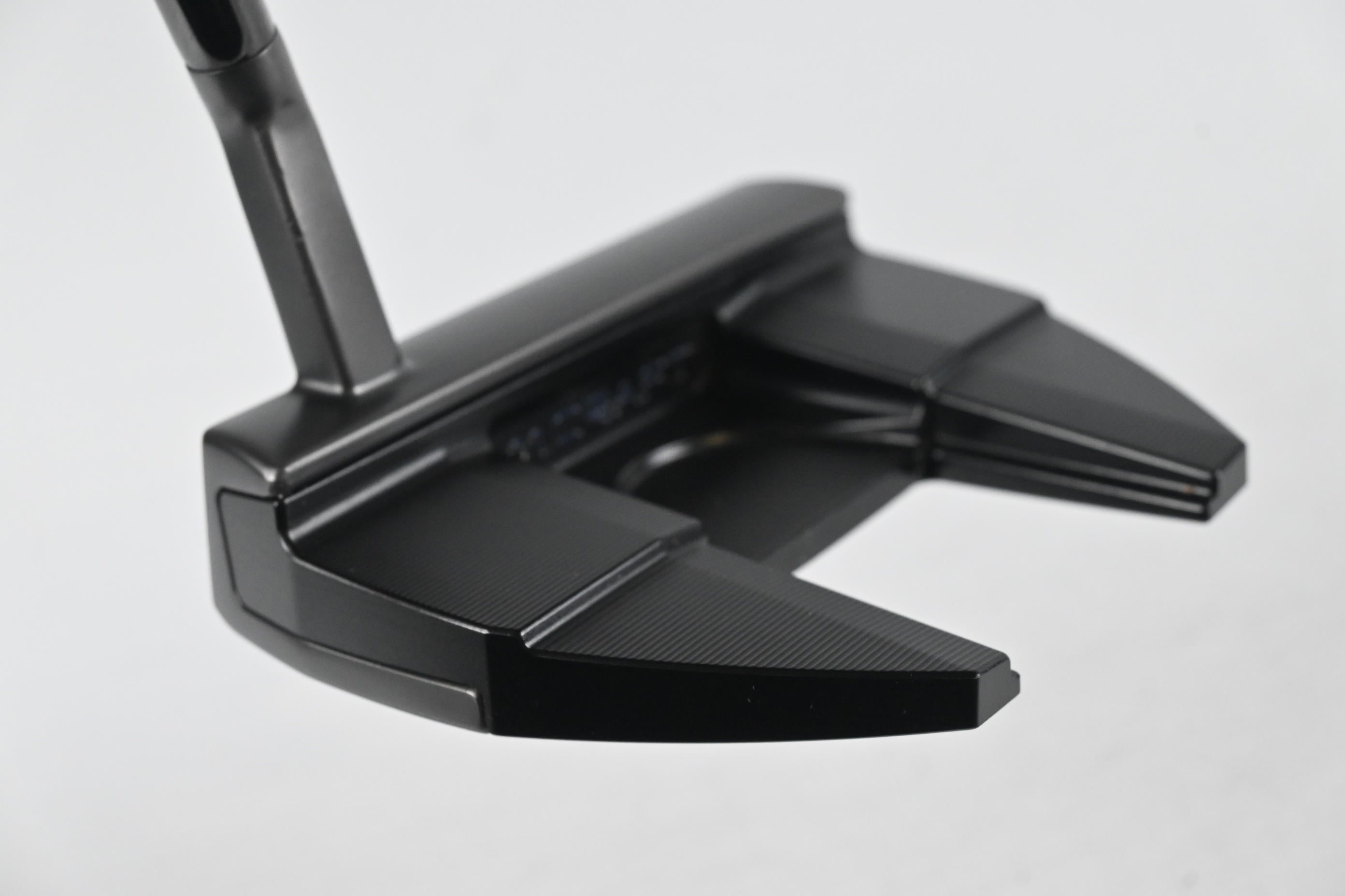 Mizuno  M.Craft X Six Putter / 35 Inch