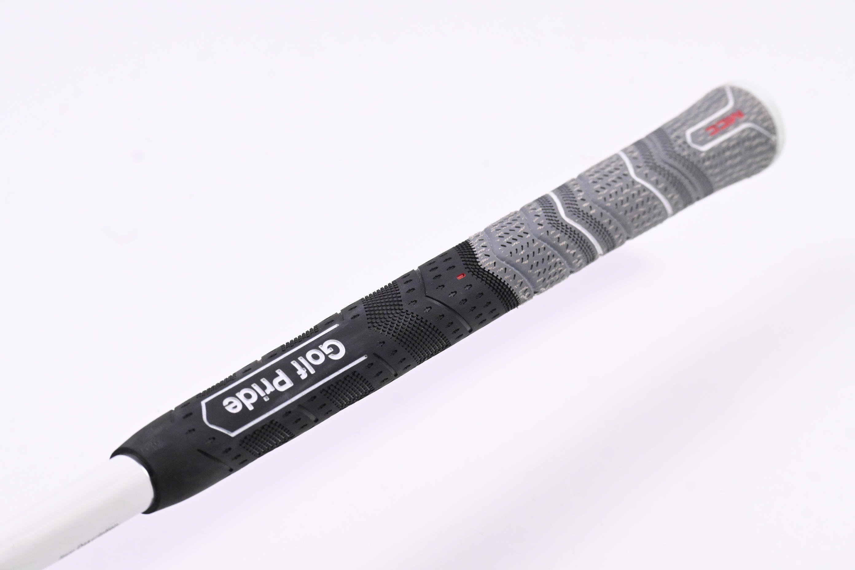 Taylormade SIM UDI #3 Iron / 20 Degree / Stiff Flex Diamana Thump 90 Shaft