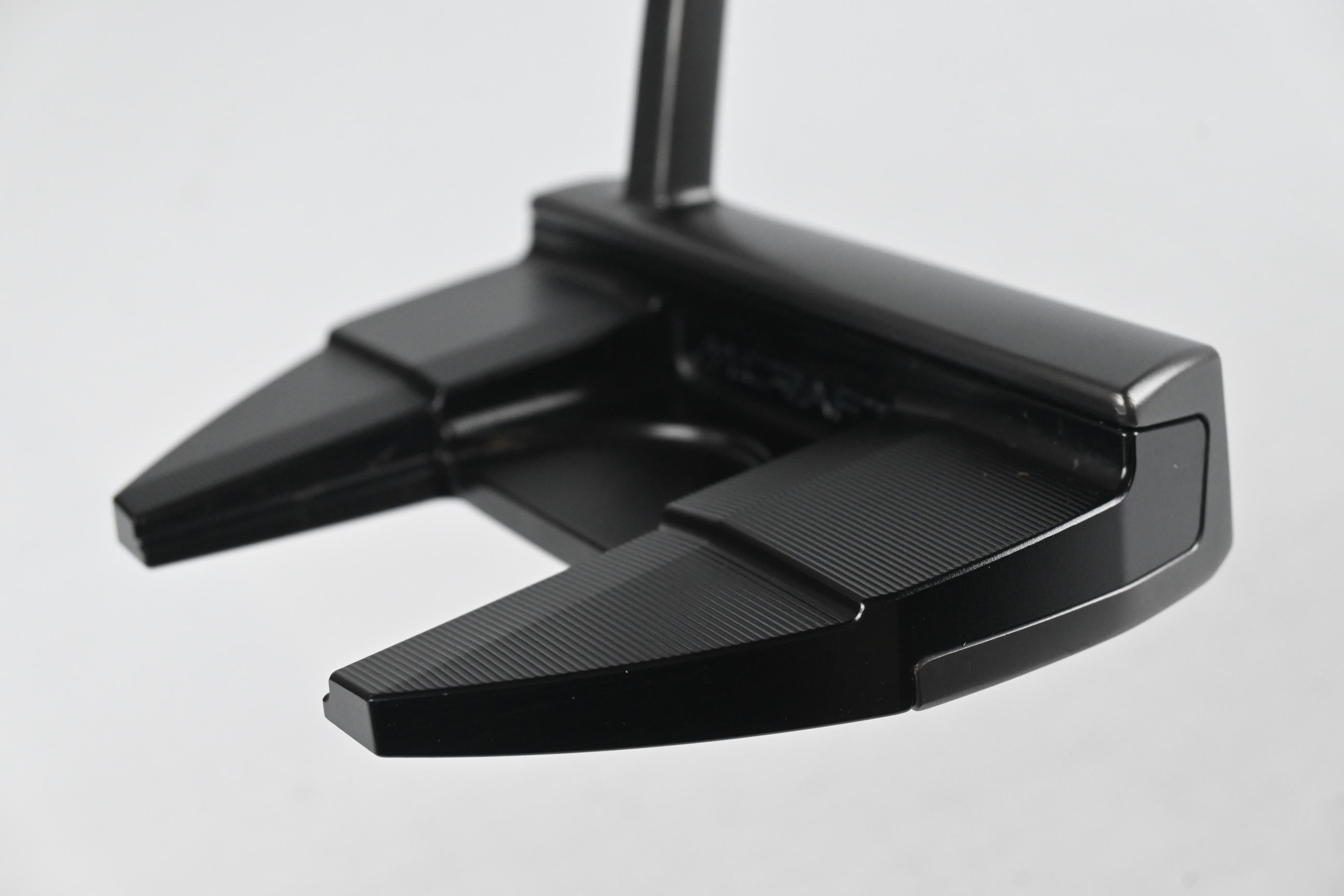 Mizuno  M.Craft X Six Putter / 35 Inch