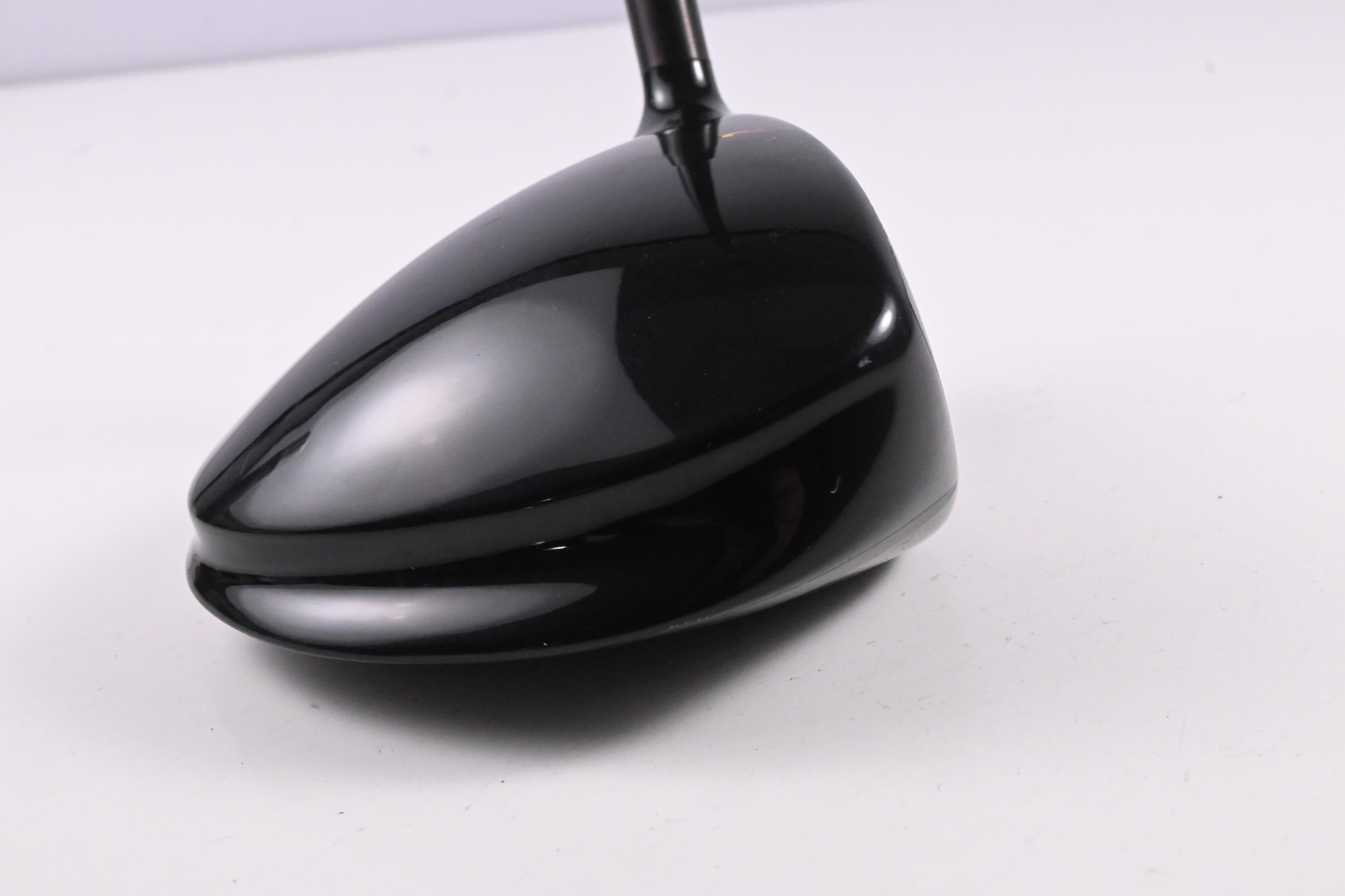 Taylormade Tour Burner Driver / 9.5 Degree / Regular Flex Reax 75 Shaft