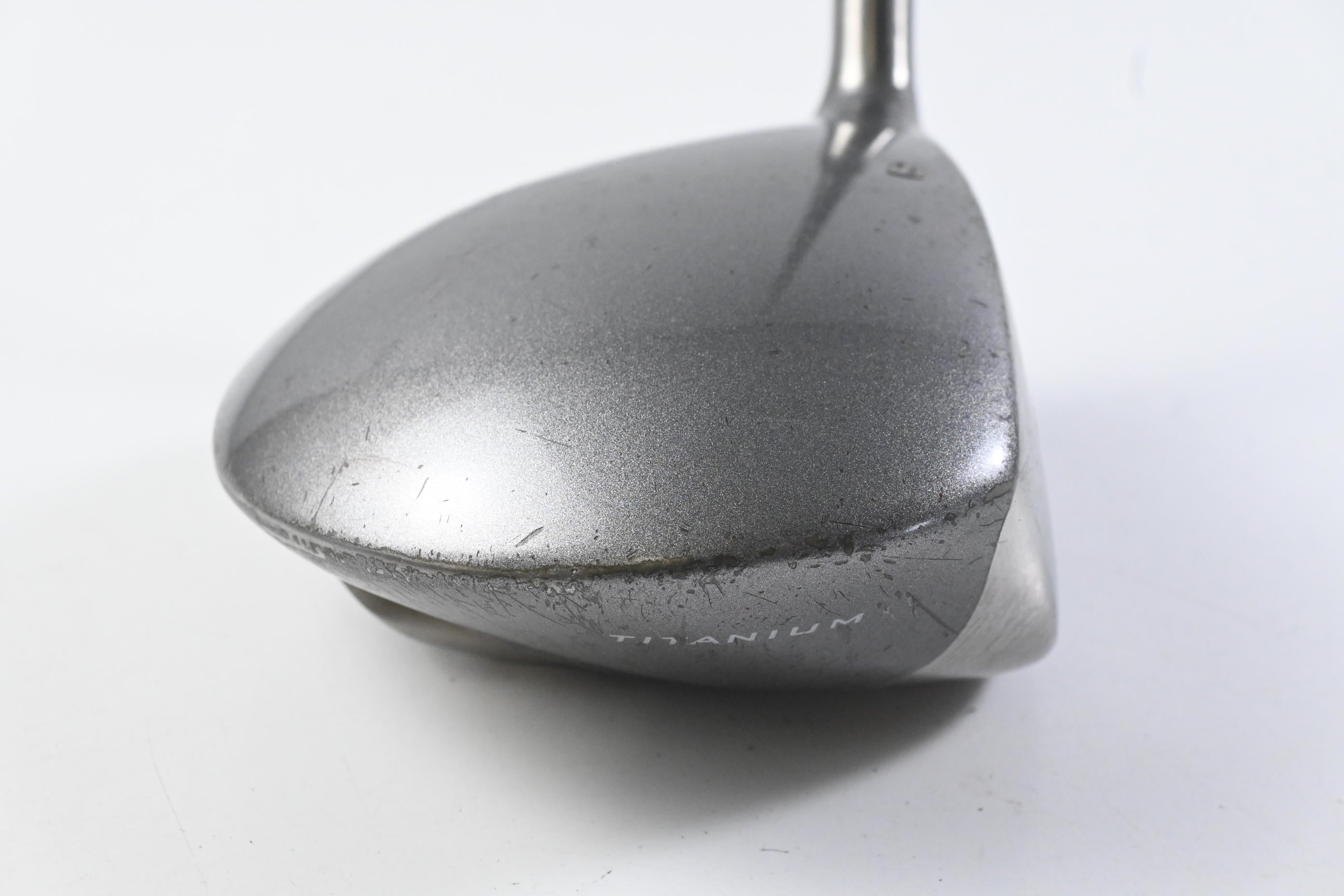Taylormade R5 Dual Driver / 13.5 Degree / Regular Flex Grafalloy ProCustom Shaft