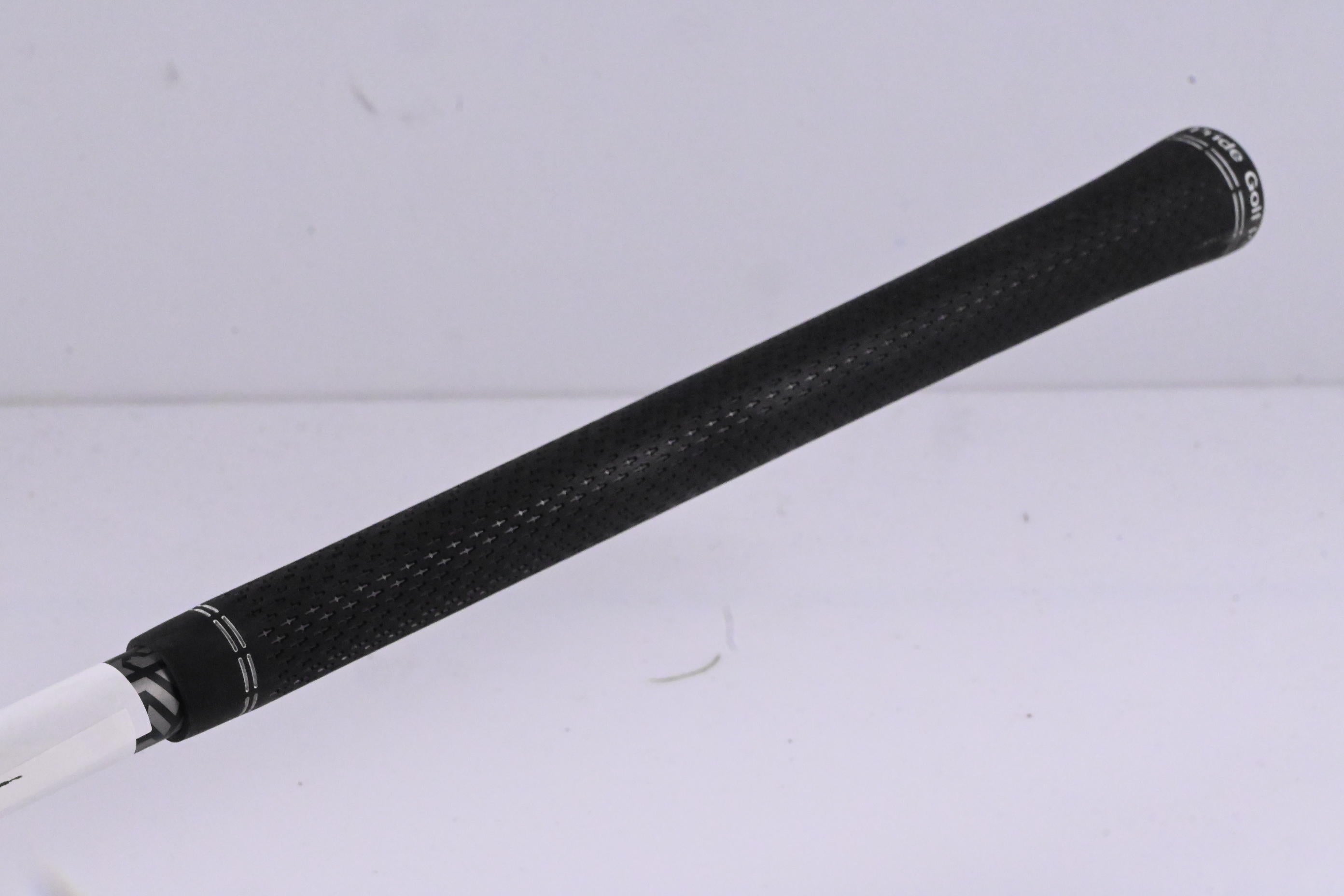 Titleist GT3 Driver / 9 Degree / Regular Flex C6 Onyx 60 Shaft