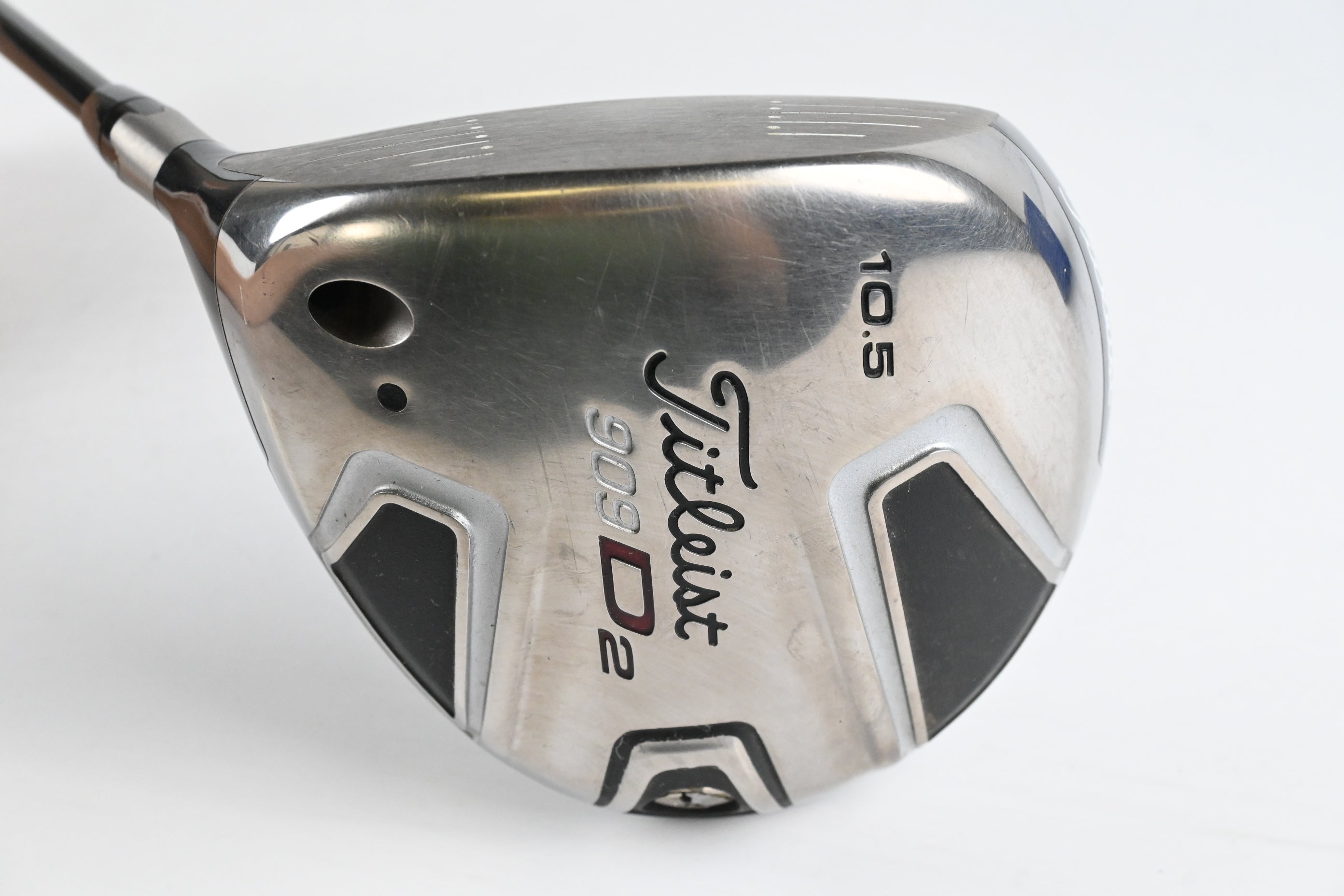 Left Hand Titleist 909 D2 Driver / 10.5 Degree / Regular Flex Aldila Voodoo
