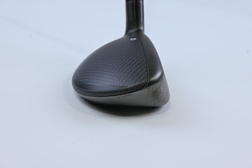 Taylormade Qi35 #3 Hybrid / 19 Degree / X-Flex Kai'li White 90 Shaft