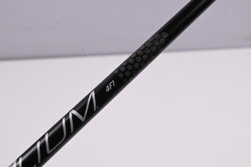 Ladies UST Mamiya Helium Nanocore 4 #5 Wood Shaft / Ladies Flex / Mizuno Adapter