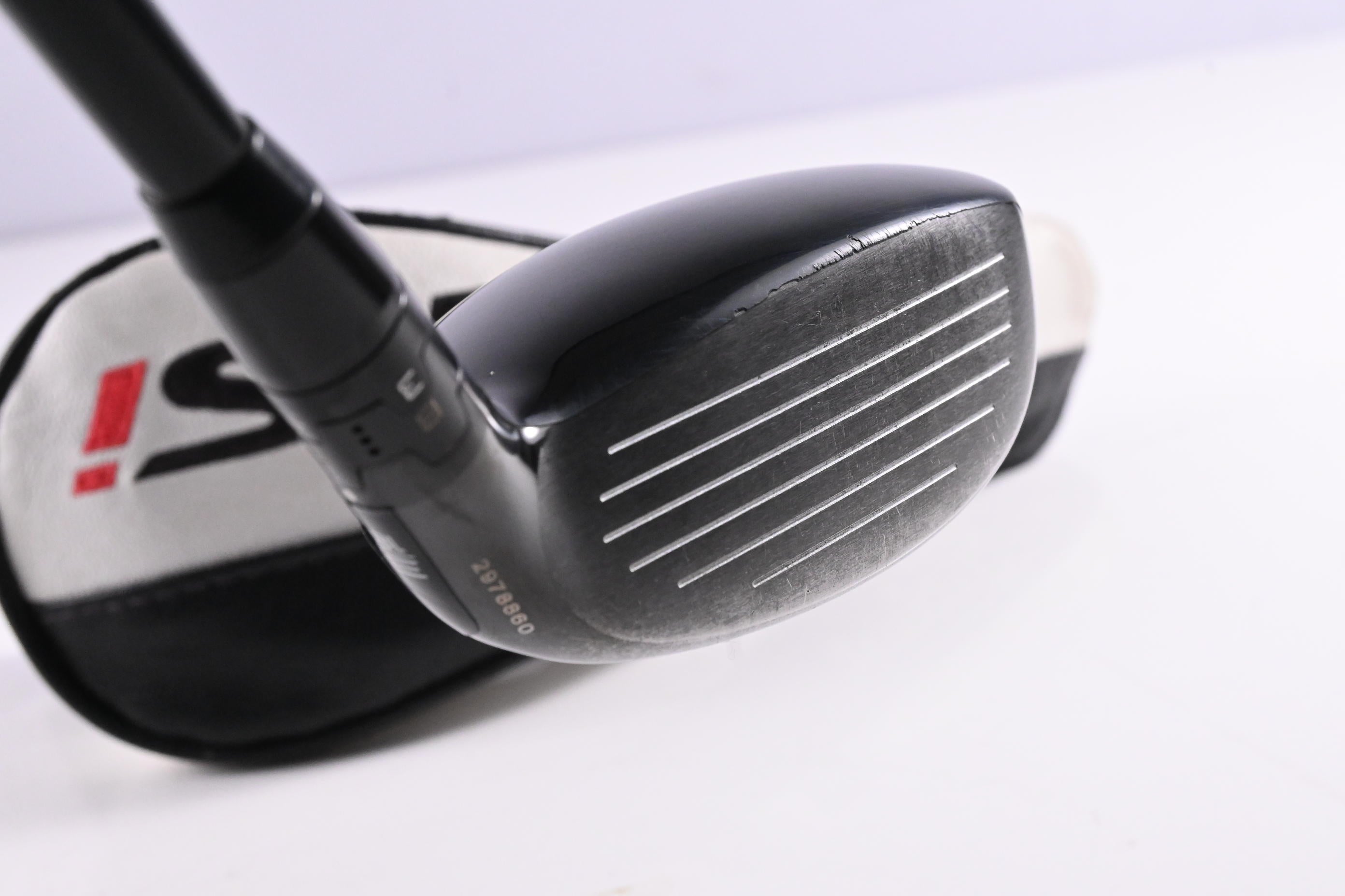 Left Hand Titleist TSi2 #3 Hybrid / 18 Degree / Stiff Flex Tensei AV RAW White