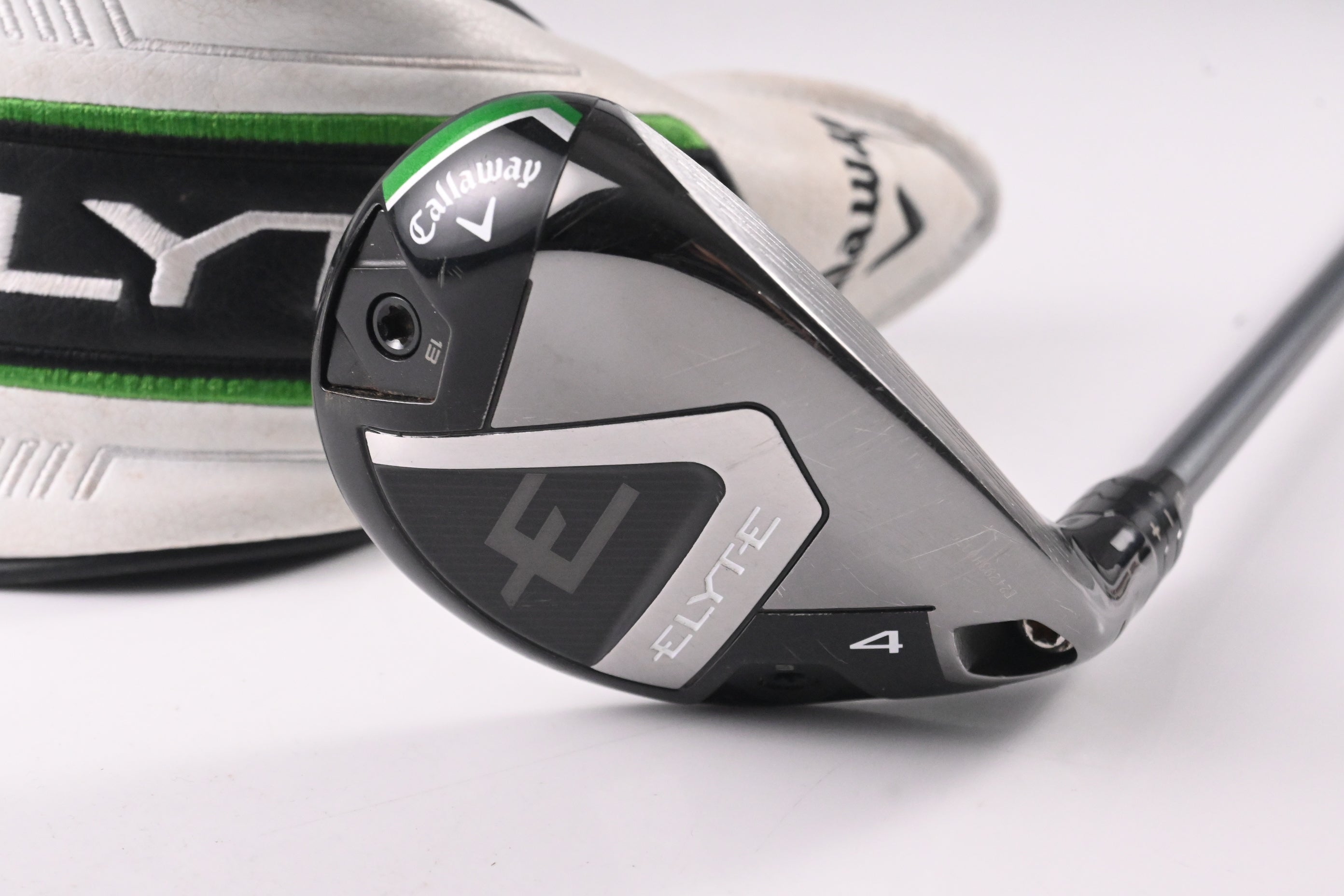 Callaway Elyte #4 Hybrid / 22 Degree / Regular Flex Denali Charcoal 60 Shaft