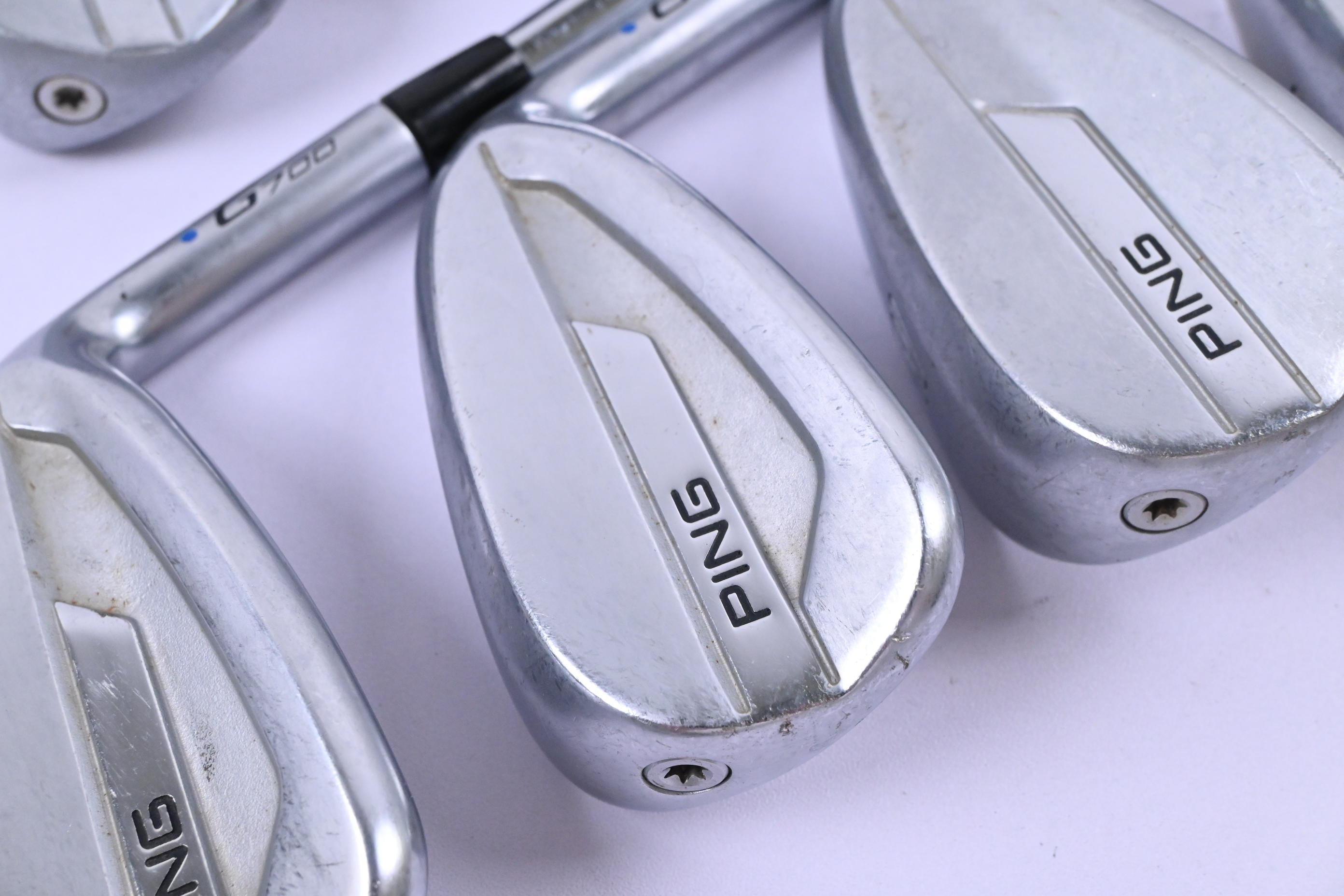 Ping G700 Irons / 5-SW / Blue Dot / Regular Flex Ping AWT 2.0 Shafts